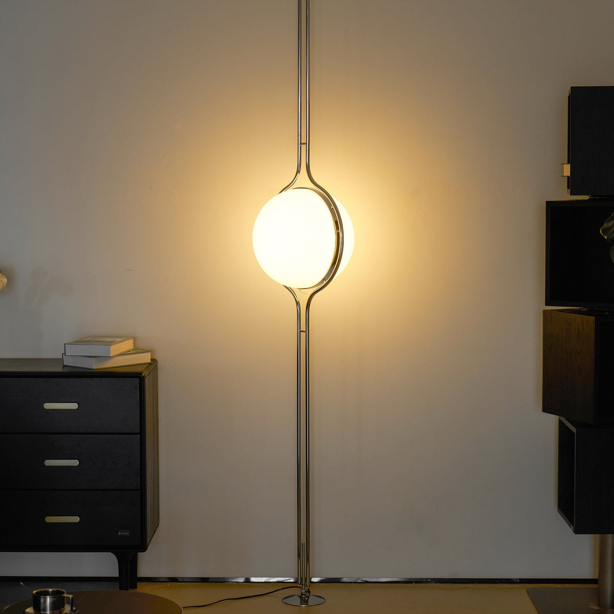 Avenoriella vloerlamp