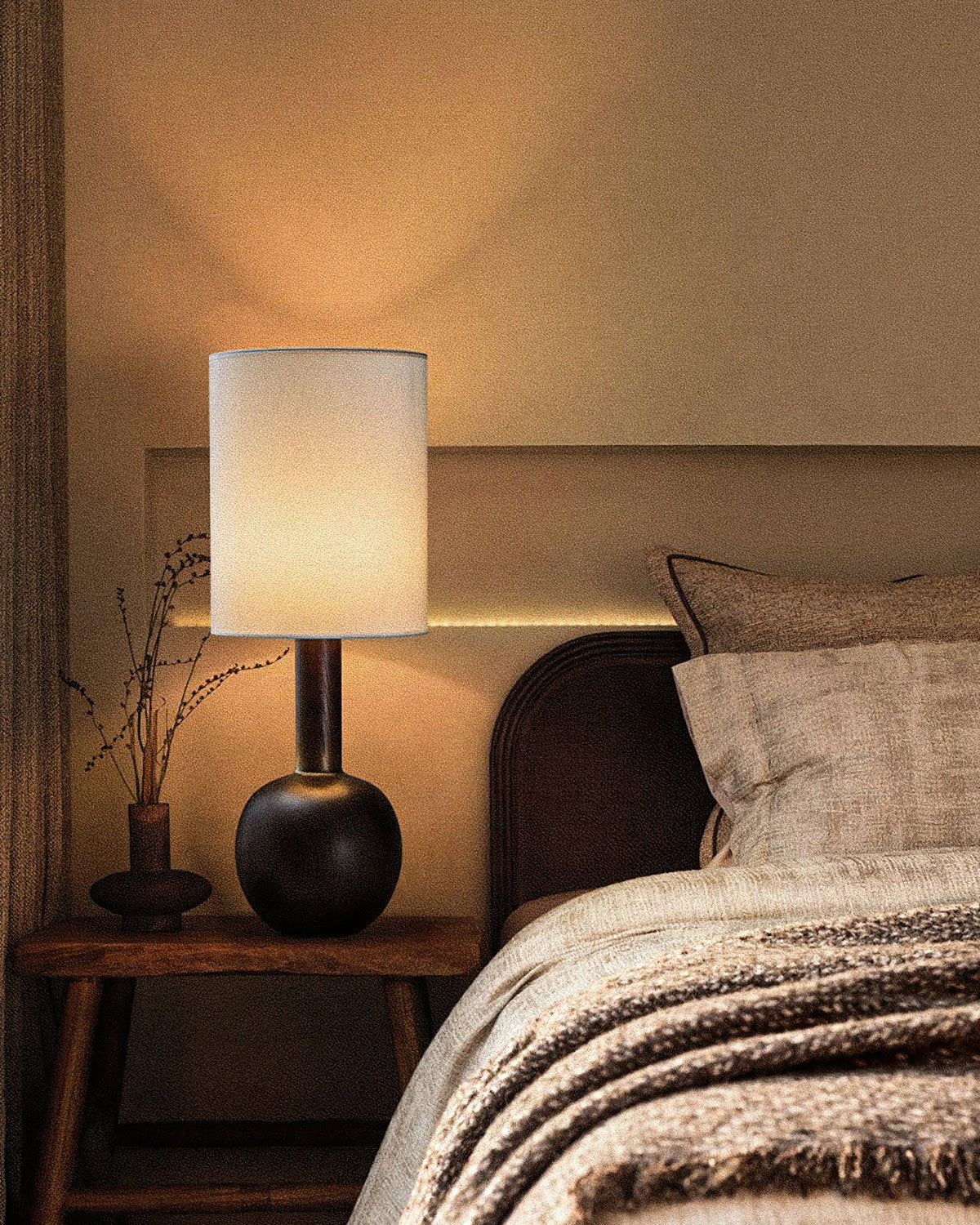 Ravmis rustieke houten tafellamp