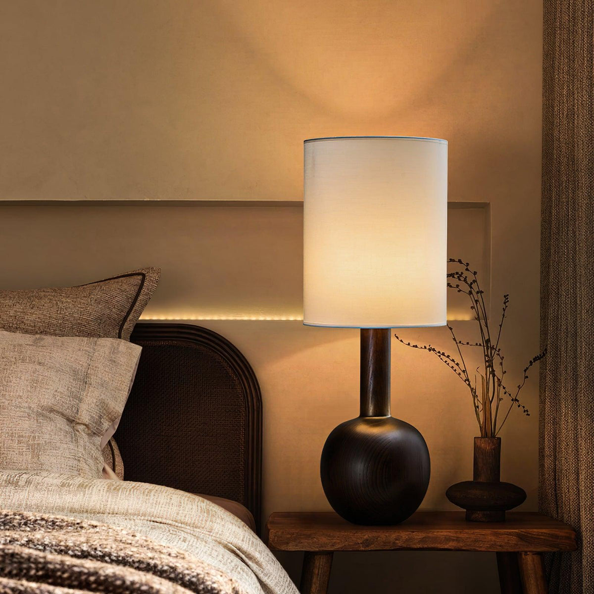 Ravmis rustieke houten tafellamp