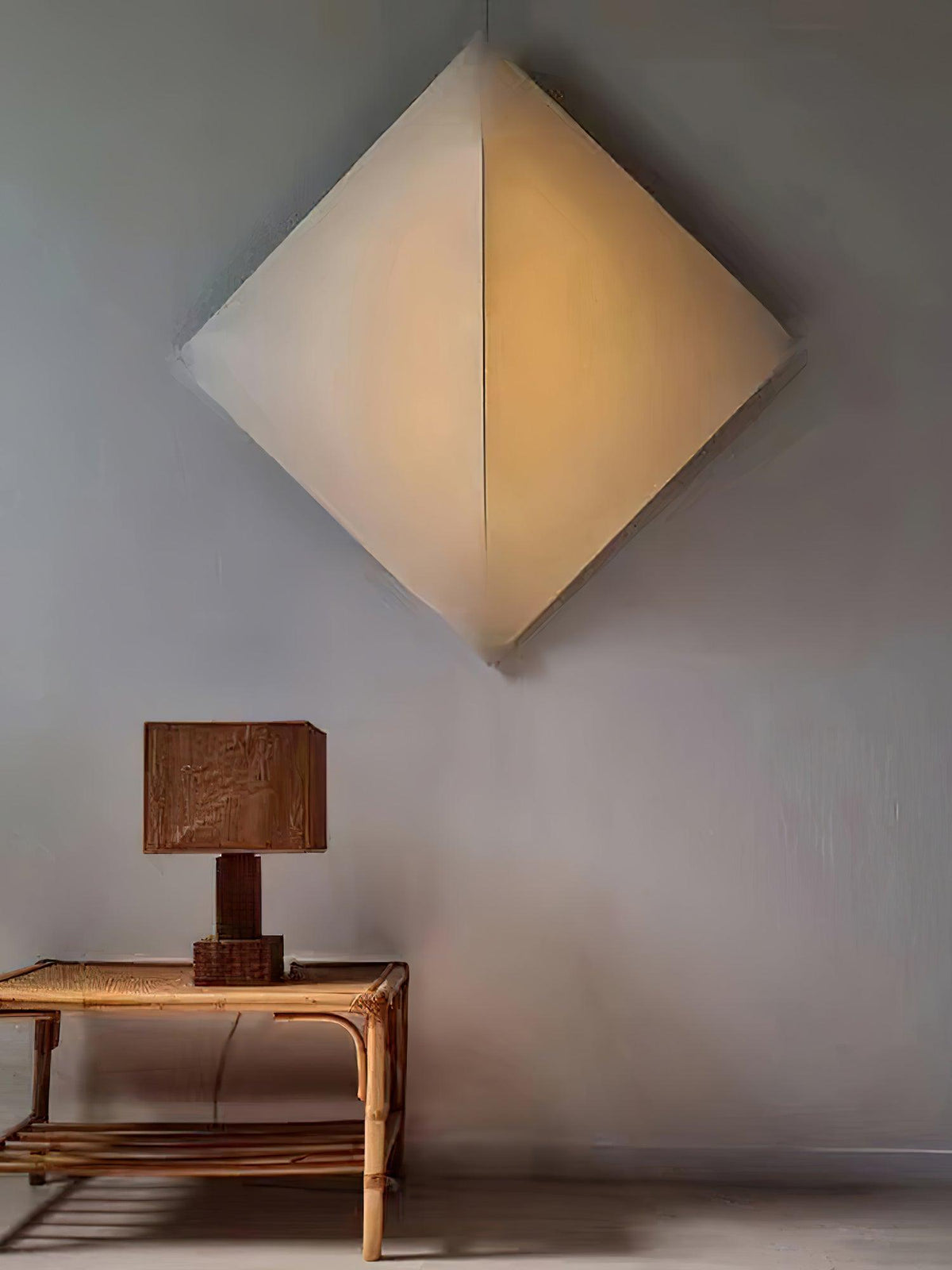 Linivelia Minimalistische wandlamp van textiel