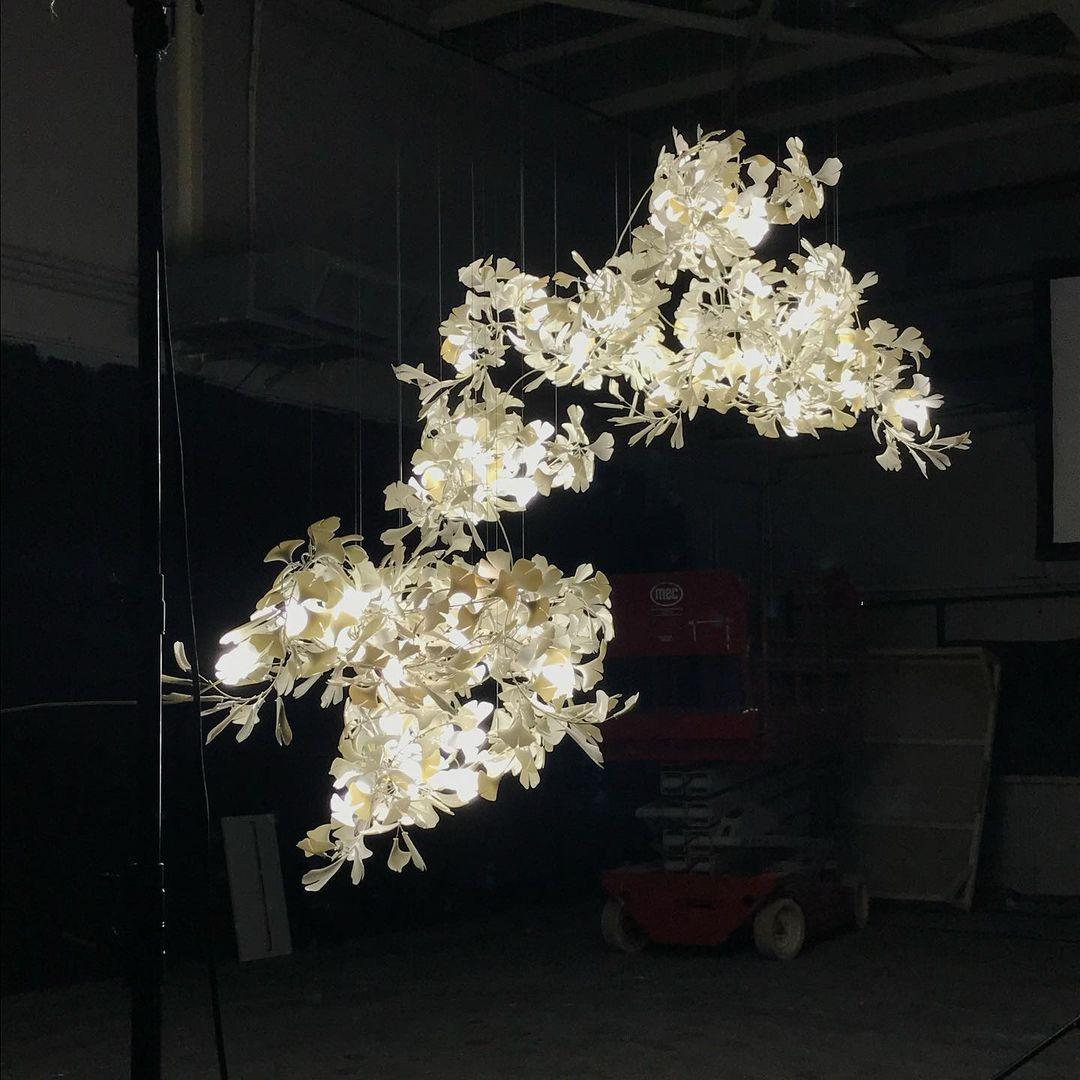 Cerivissa Gingko Kroonluchter met keramische combinatie