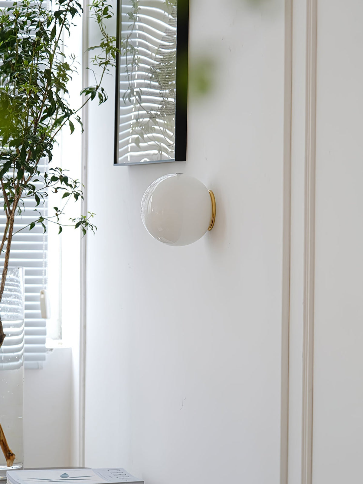 Celorira Moderne minimalistische mini-orb wandlamp van glas