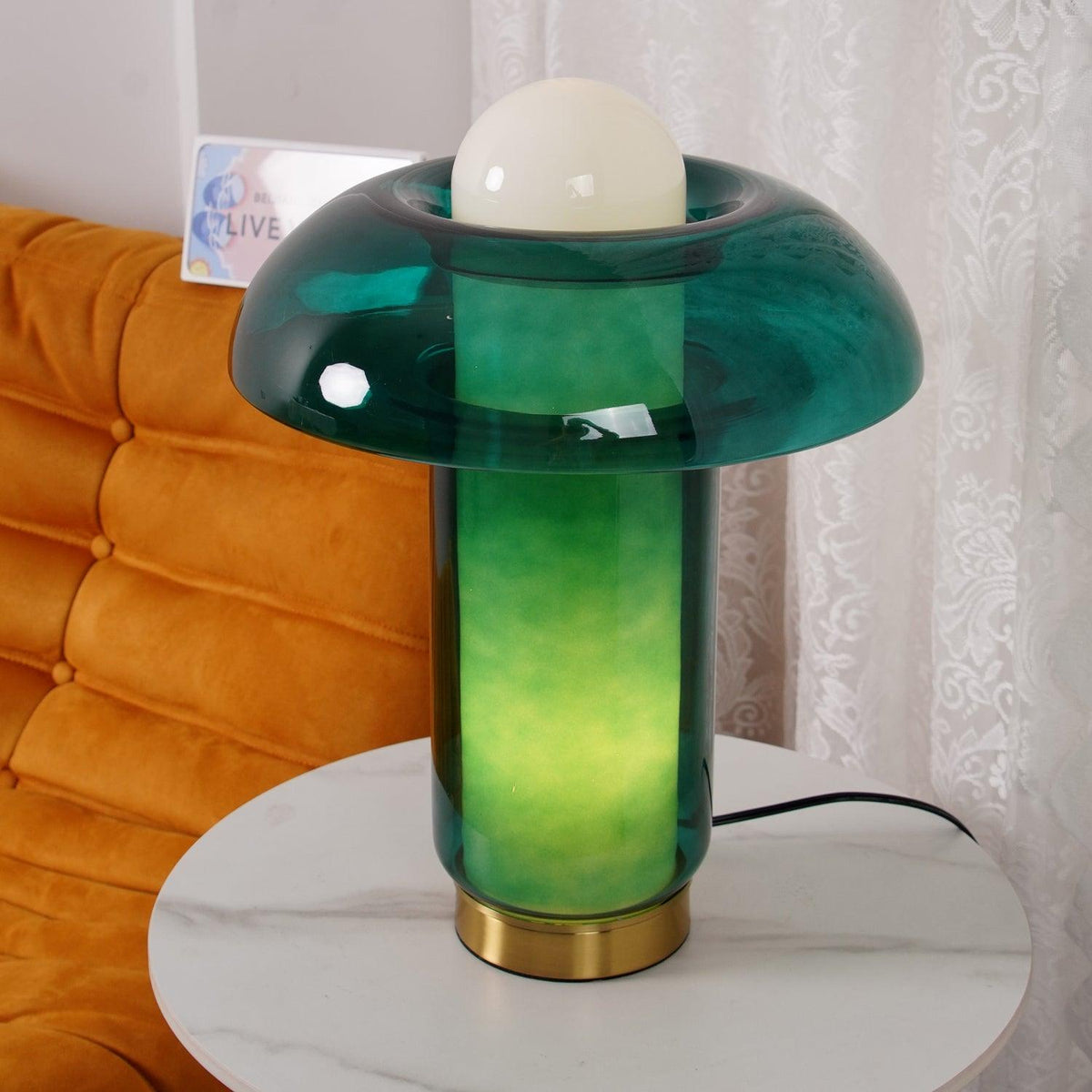 Navlen groene glazen tafellamp