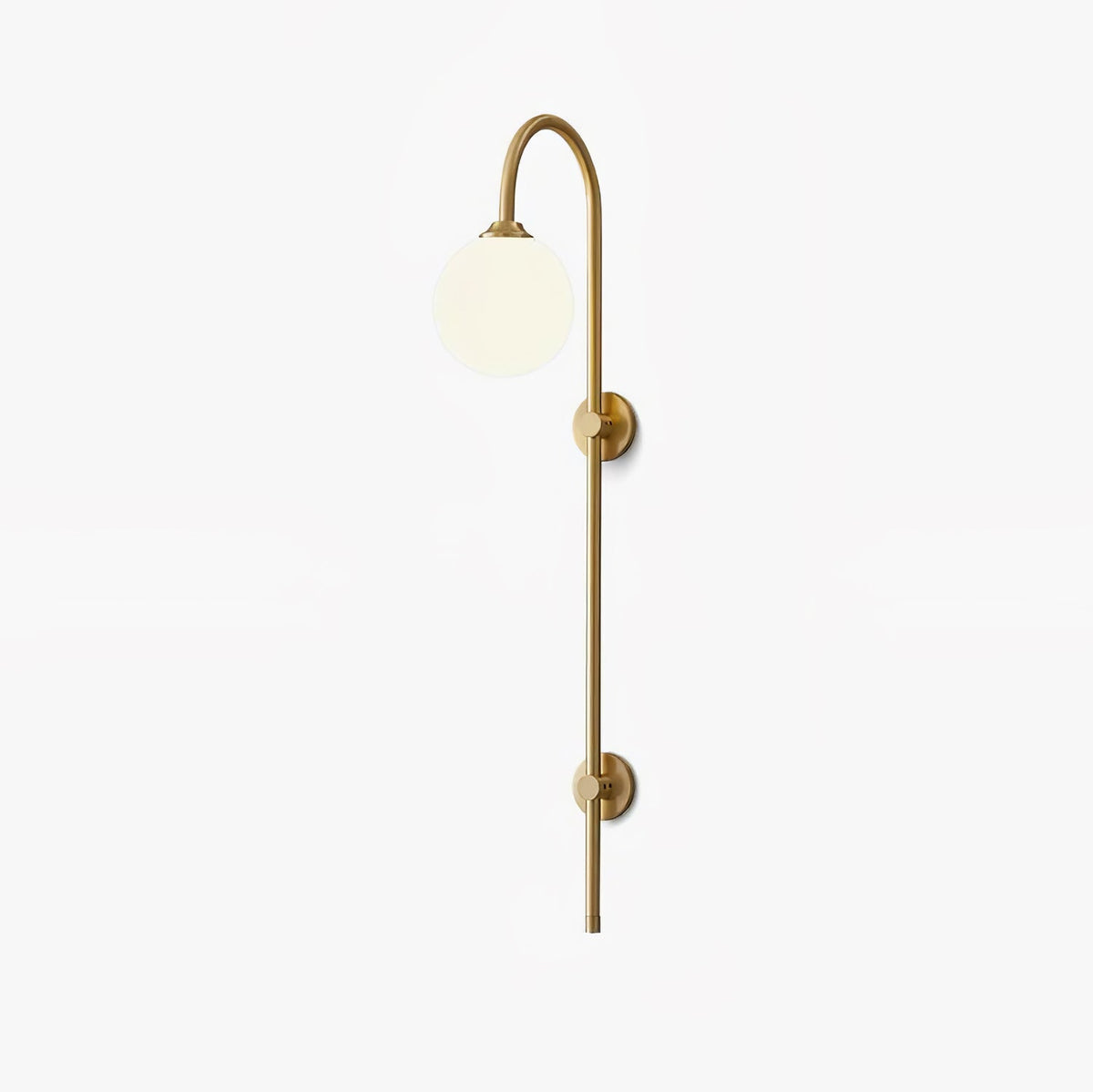 Nyvaris moderne minimalistische wandlamp met bolvormig glazen kap in messing