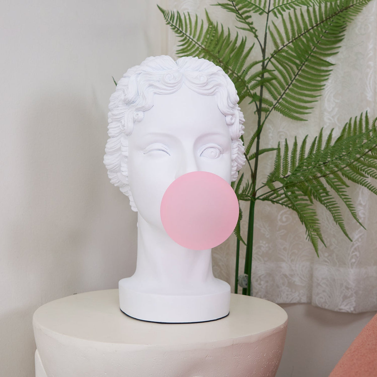 Aurrinel sculpturale tafellamp van hars