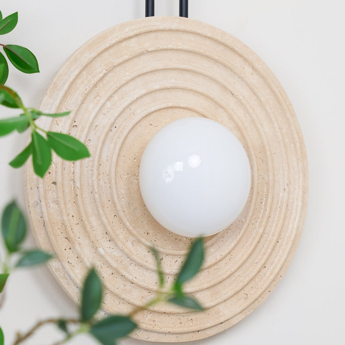 Isoror Spiral-Ring travertin wandlamp