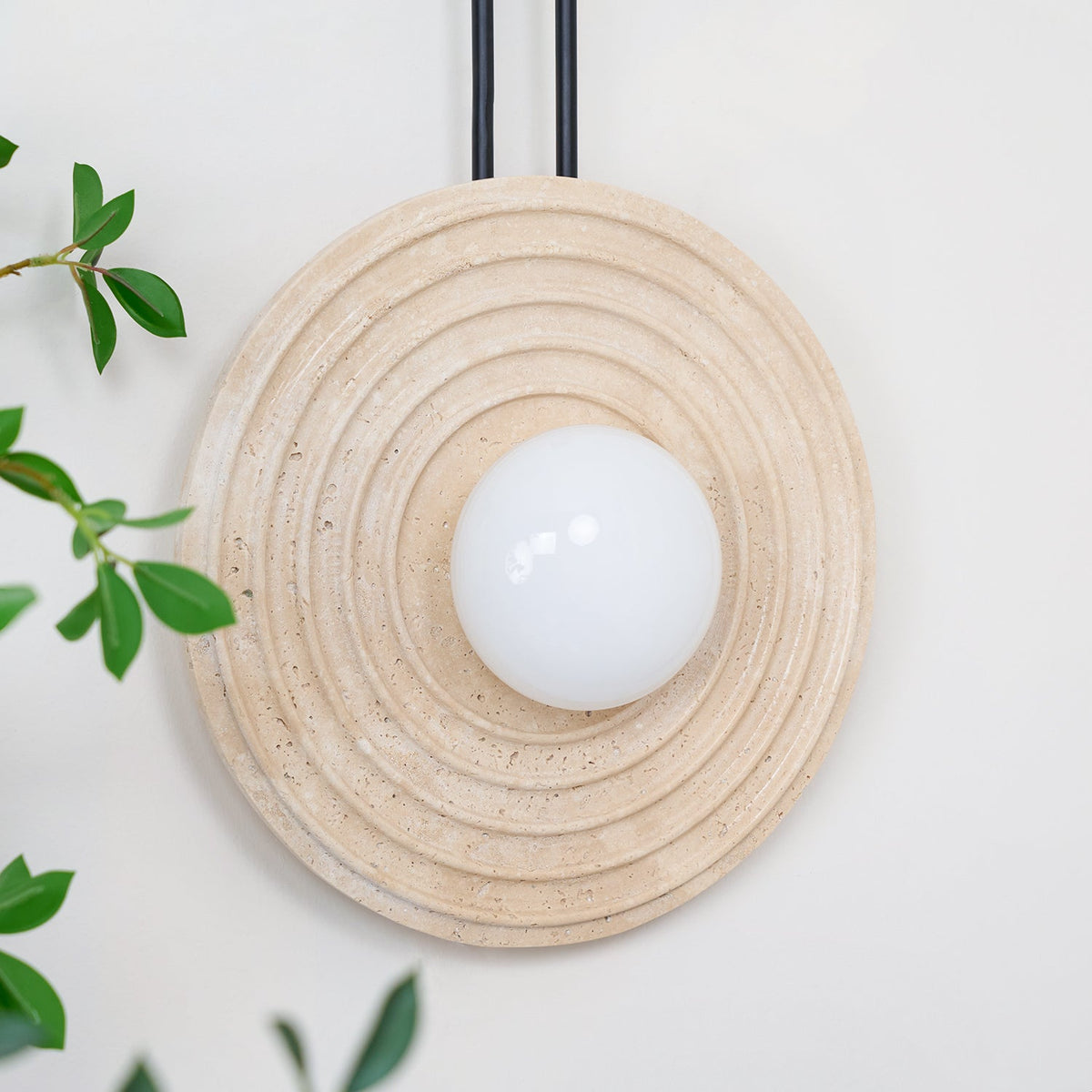 Isoror Spiral-Ring travertin wandlamp
