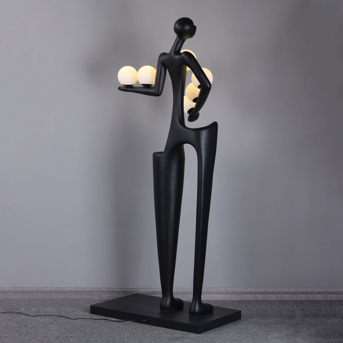 Viraeette kunststof vloerlamp in artistiek ontwerp