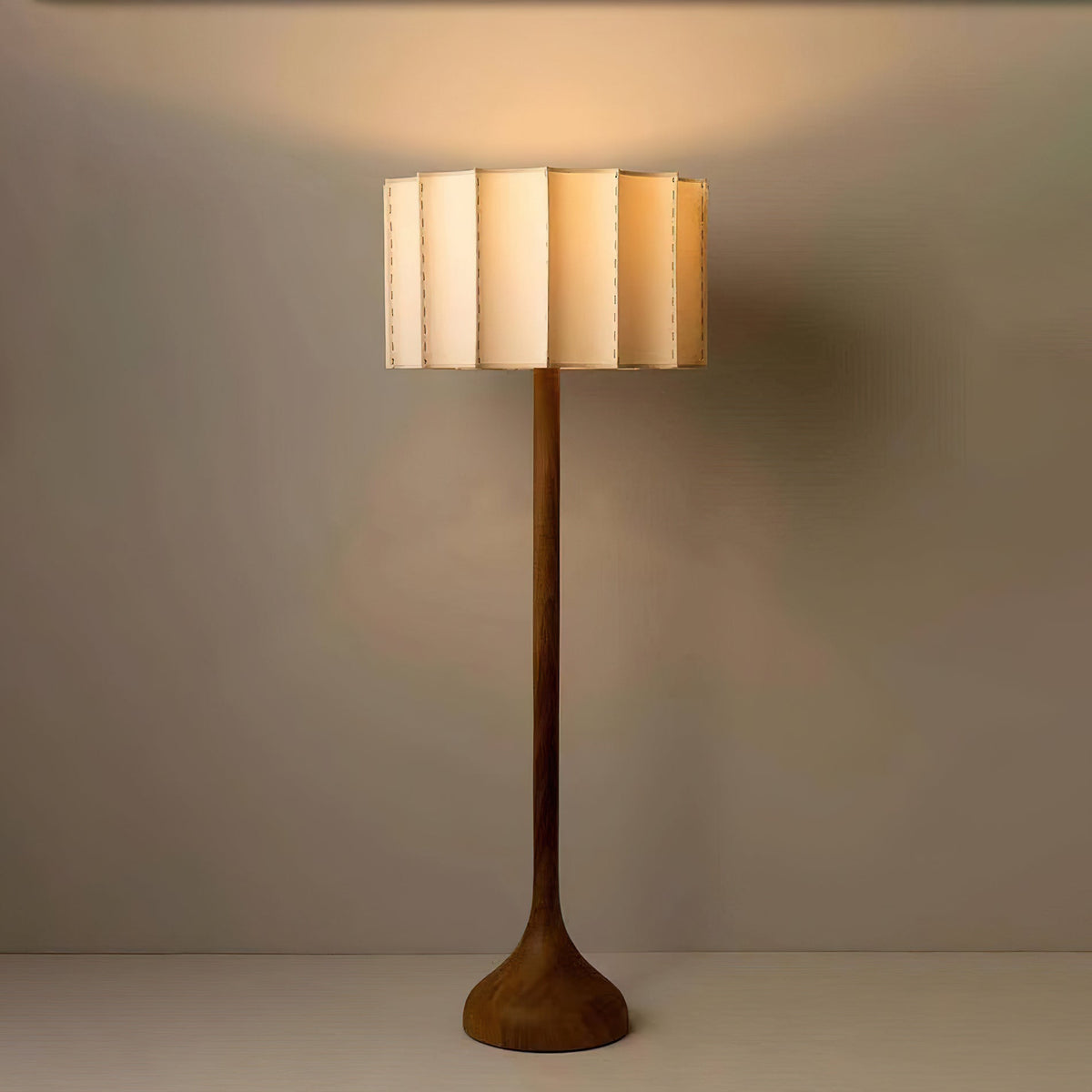 Bexi Minimalistische vloerlamp van walnoothout en beige stof