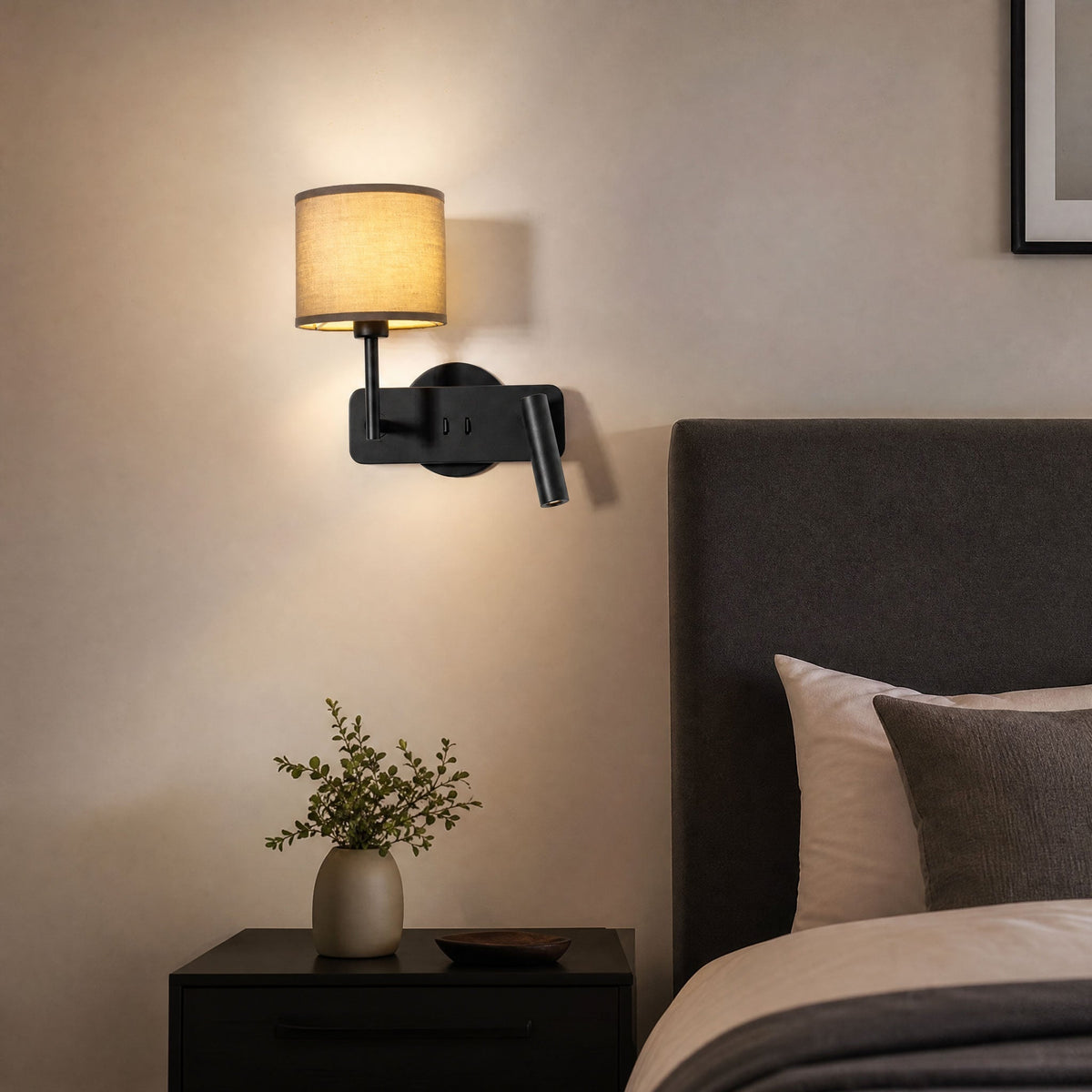 Rivoeria wandlamp