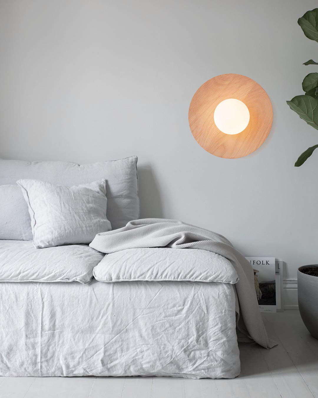 Eloza moderne minimalistische wandlamp van hout en glas
