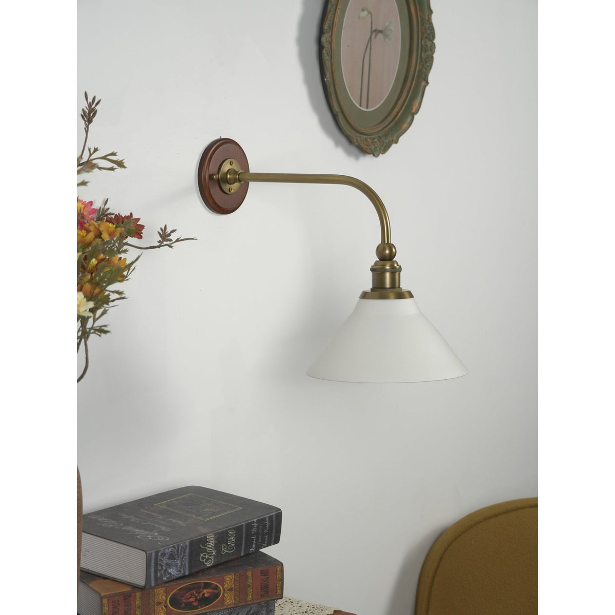 Liorivenne wandlamp