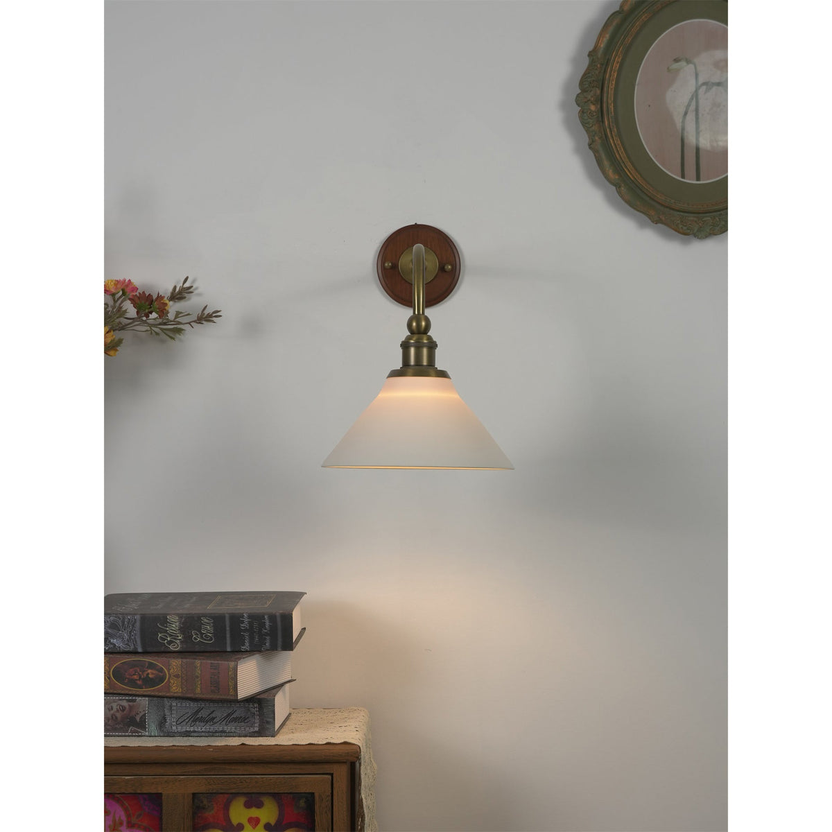 Liorivenne wandlamp