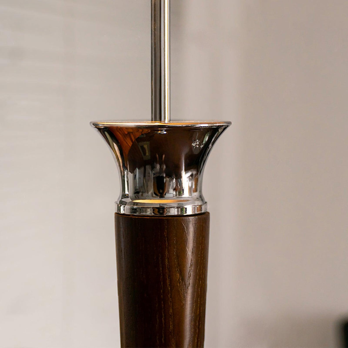Viraivelle Retro chroom vloerlamp