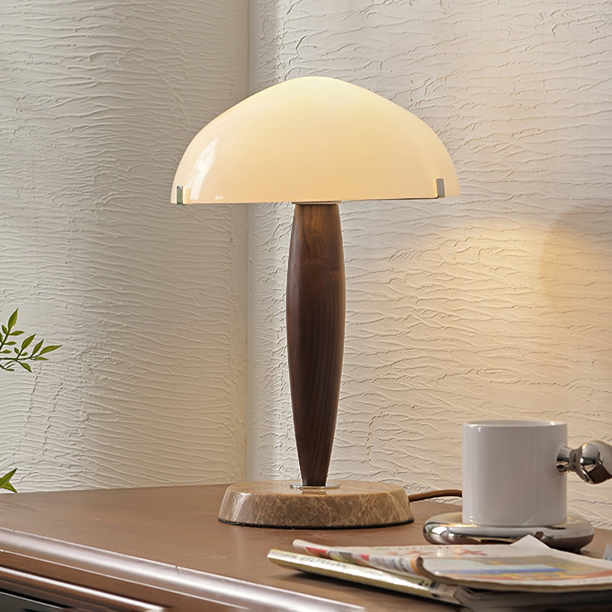 Emerson tafellamp van donker walnoot