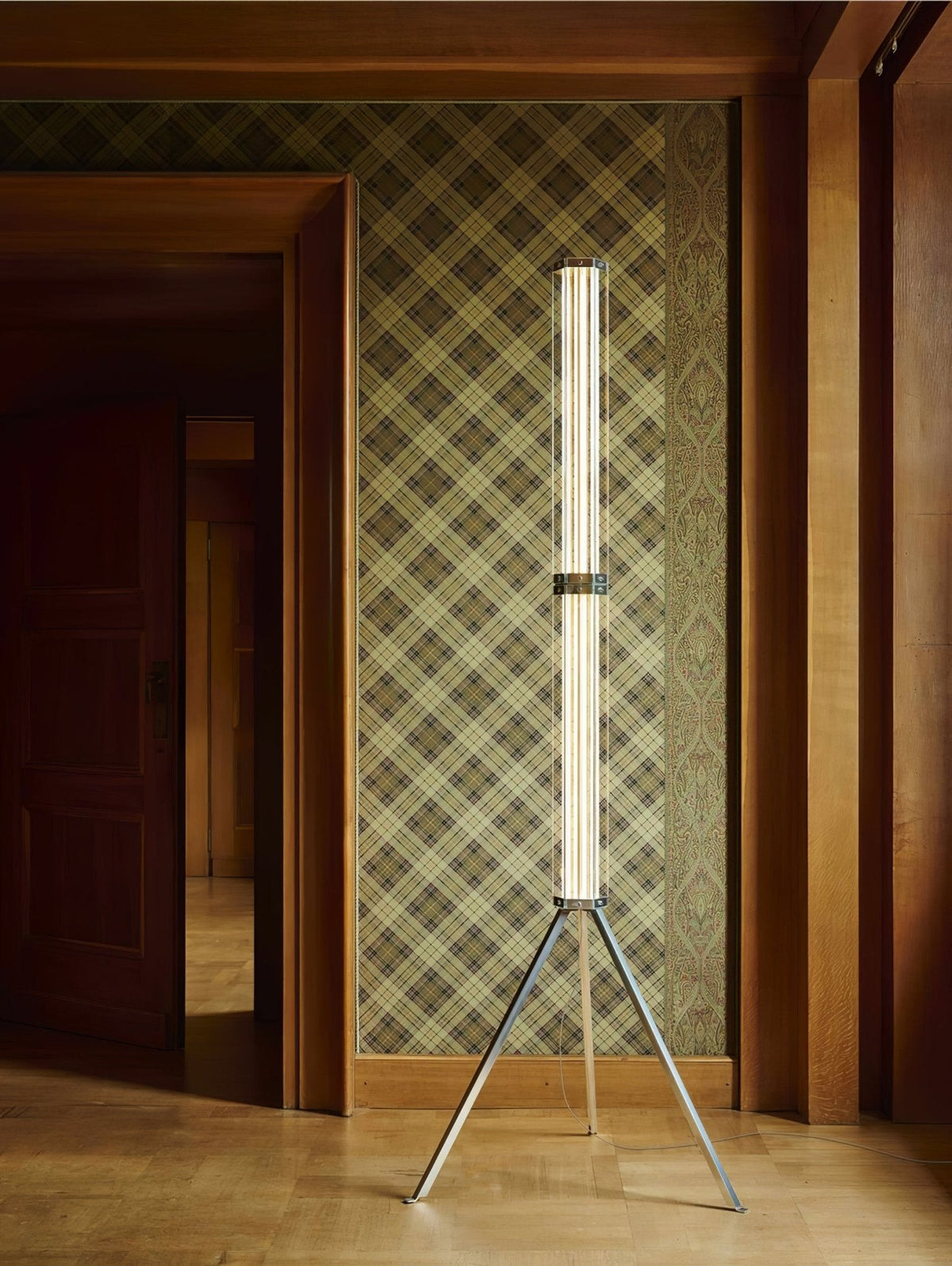 Thessan Hexagonale vloerlamp van glas