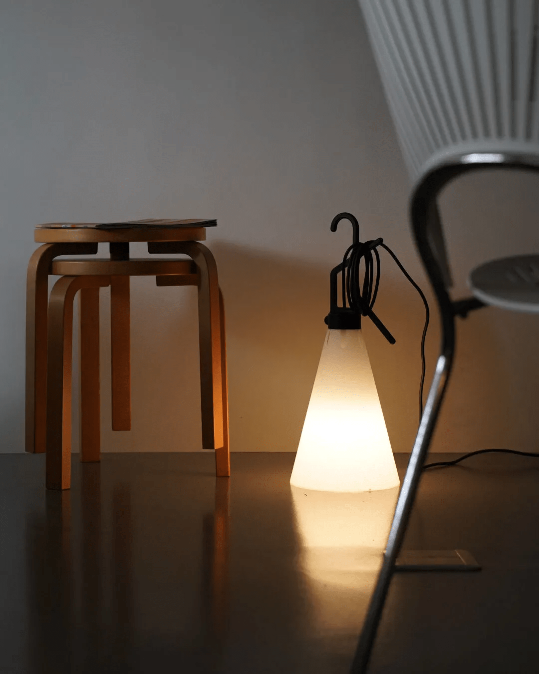 Hook Handle Cone tafellamp