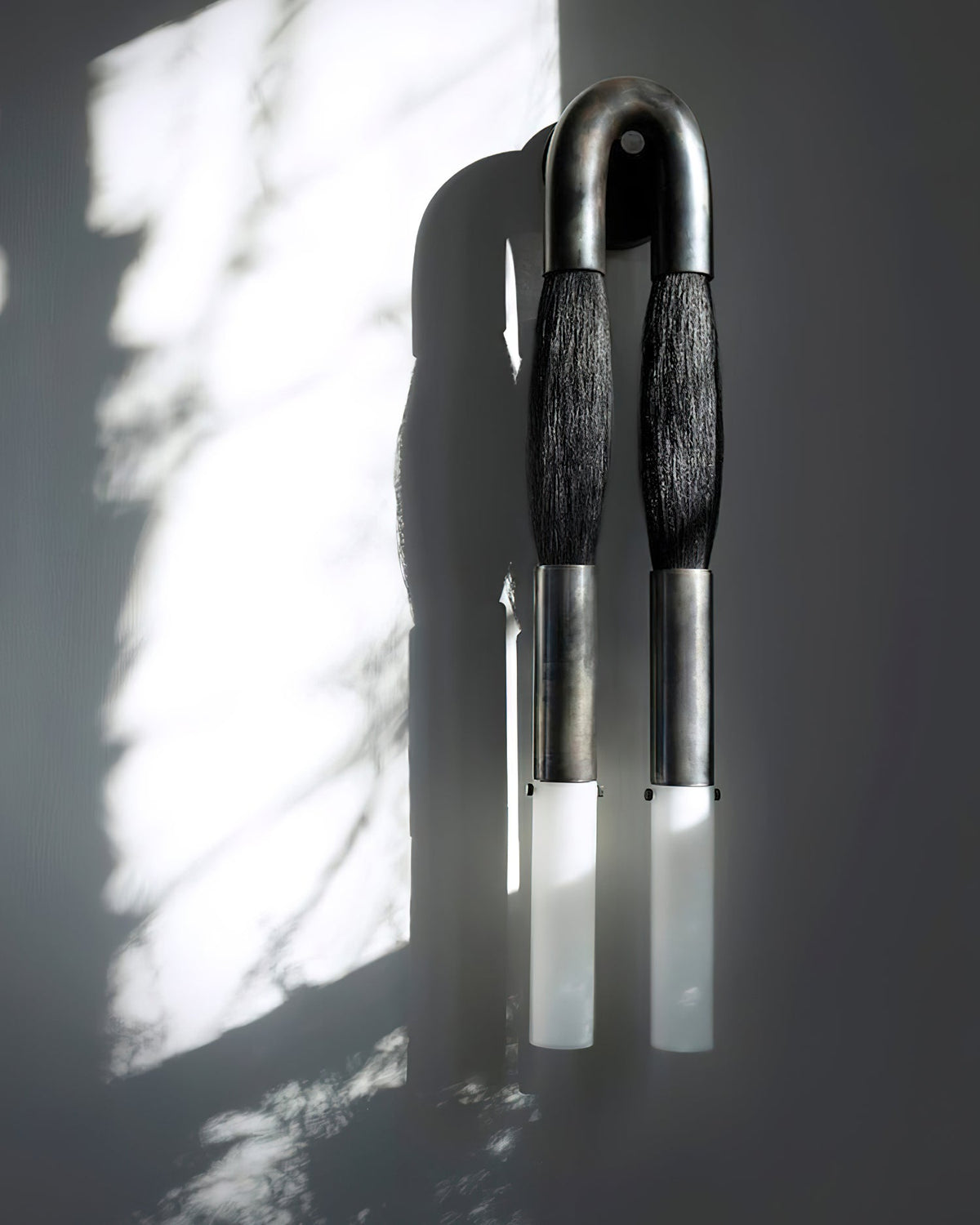 Aurelielle wandlamp met paardenhaar en messing afwerking