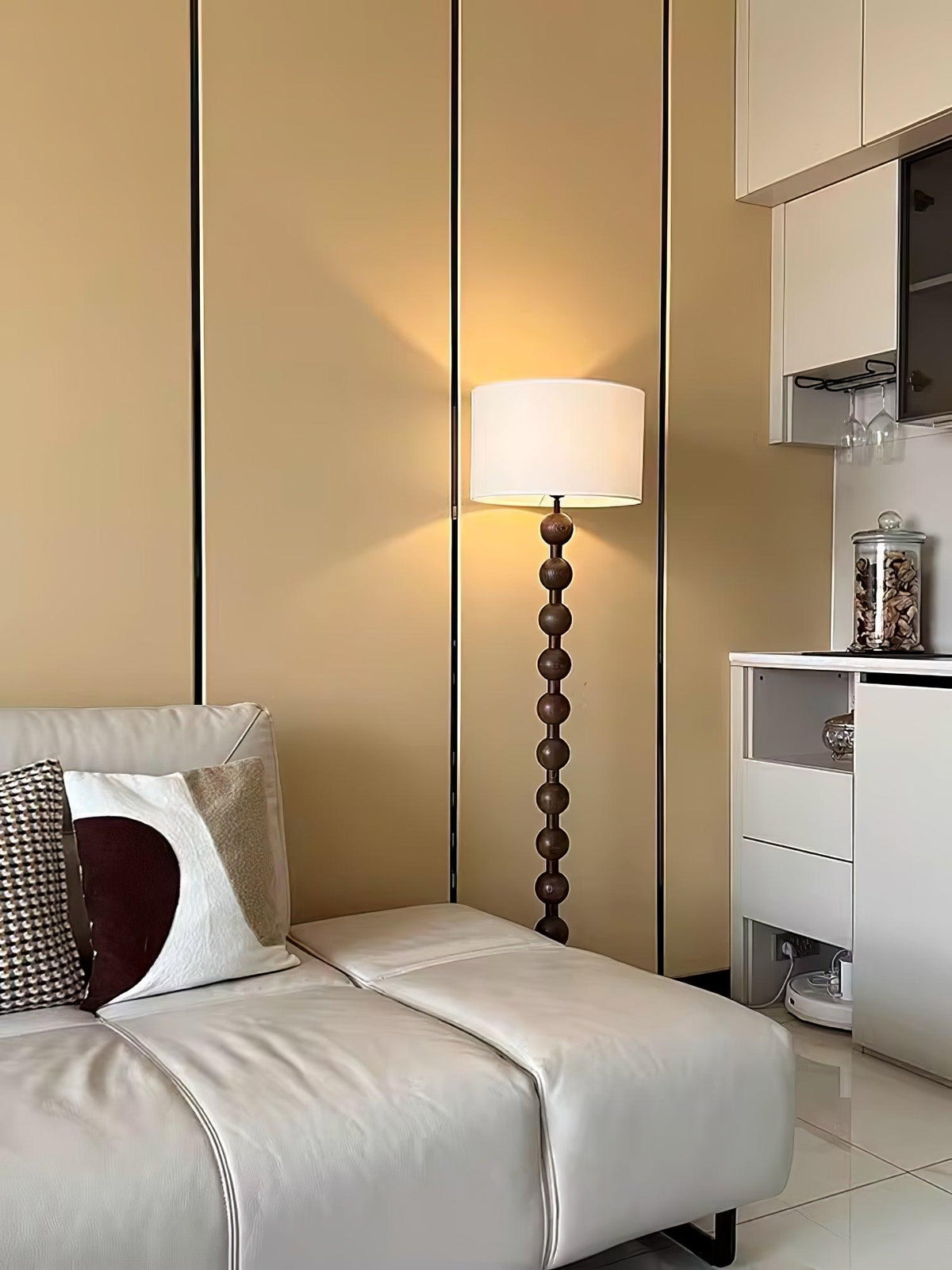 Paston houten vloerlamp met stoffen kap