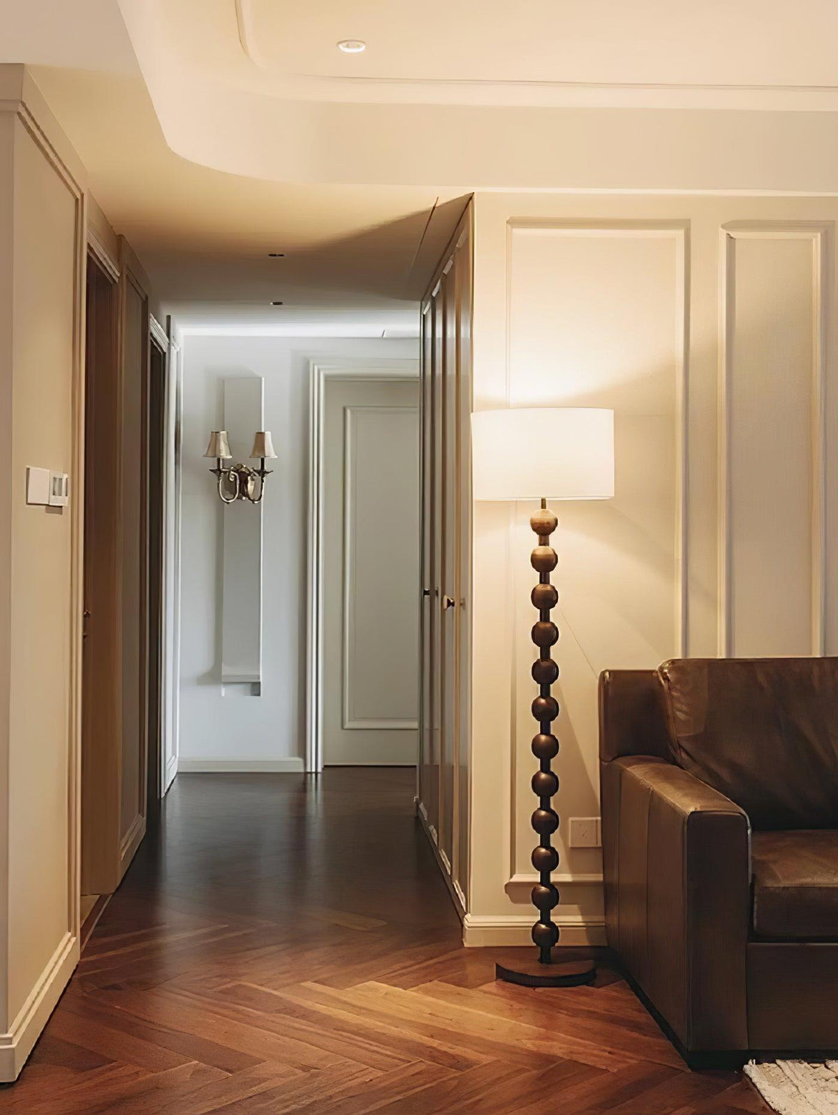 Paston houten vloerlamp met stoffen kap