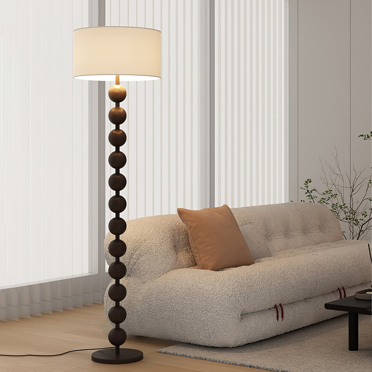 Paston houten vloerlamp met stoffen kap