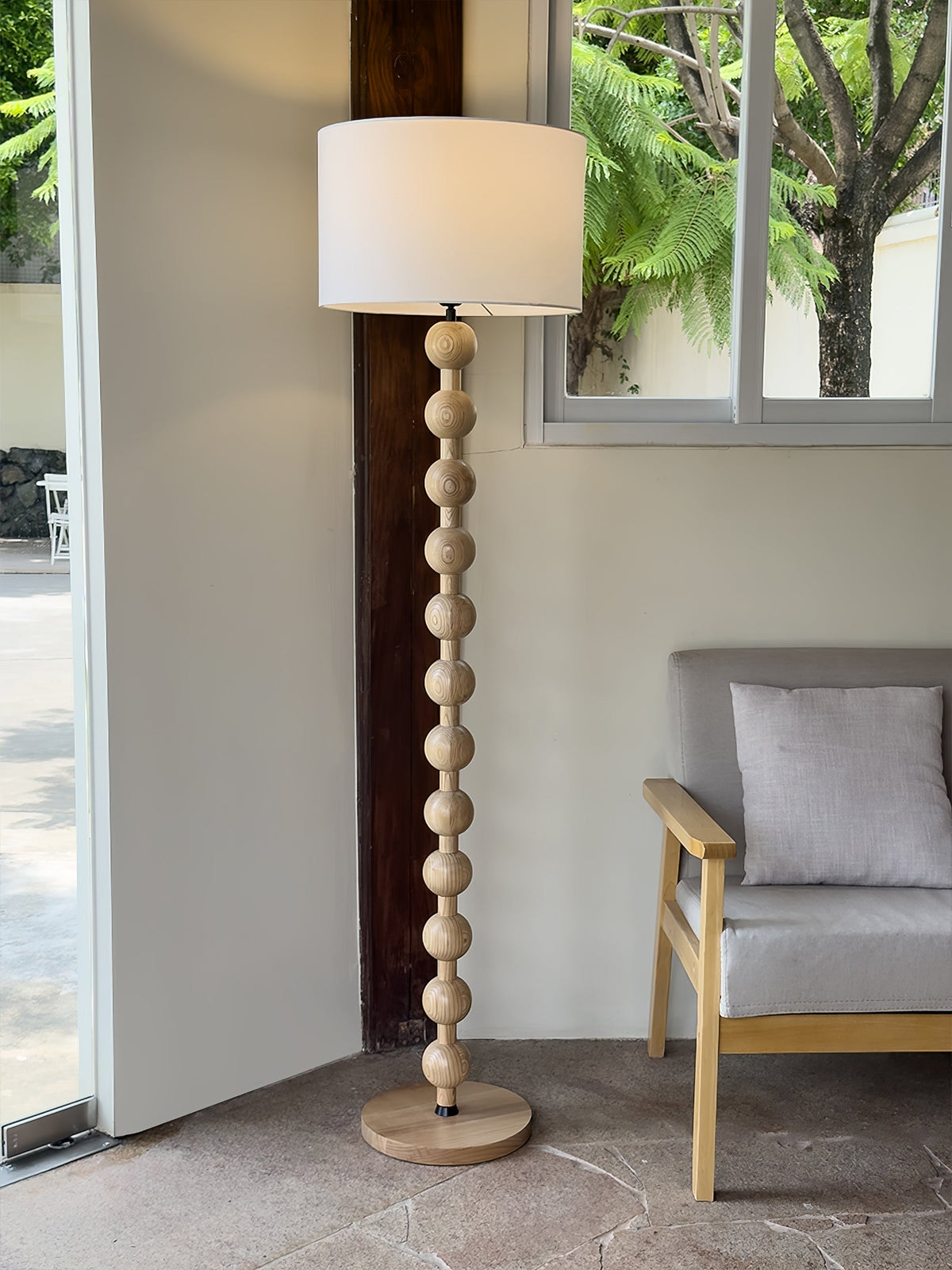 Paston houten vloerlamp met stoffen kap