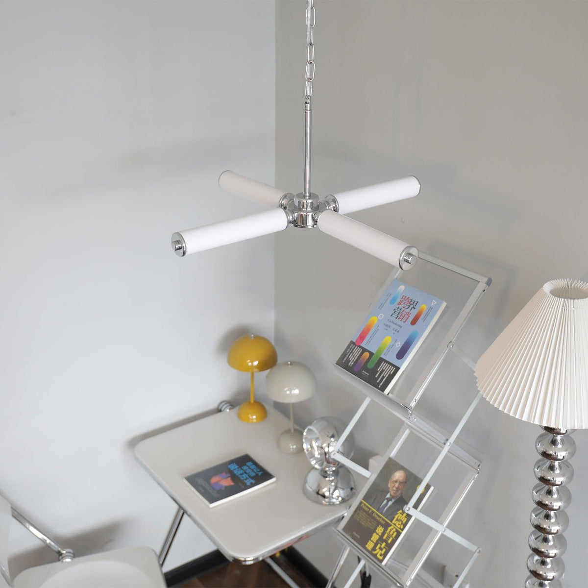 Zoliria Moderne minimalistische kroonluchter met geïntegreerde LED en glas