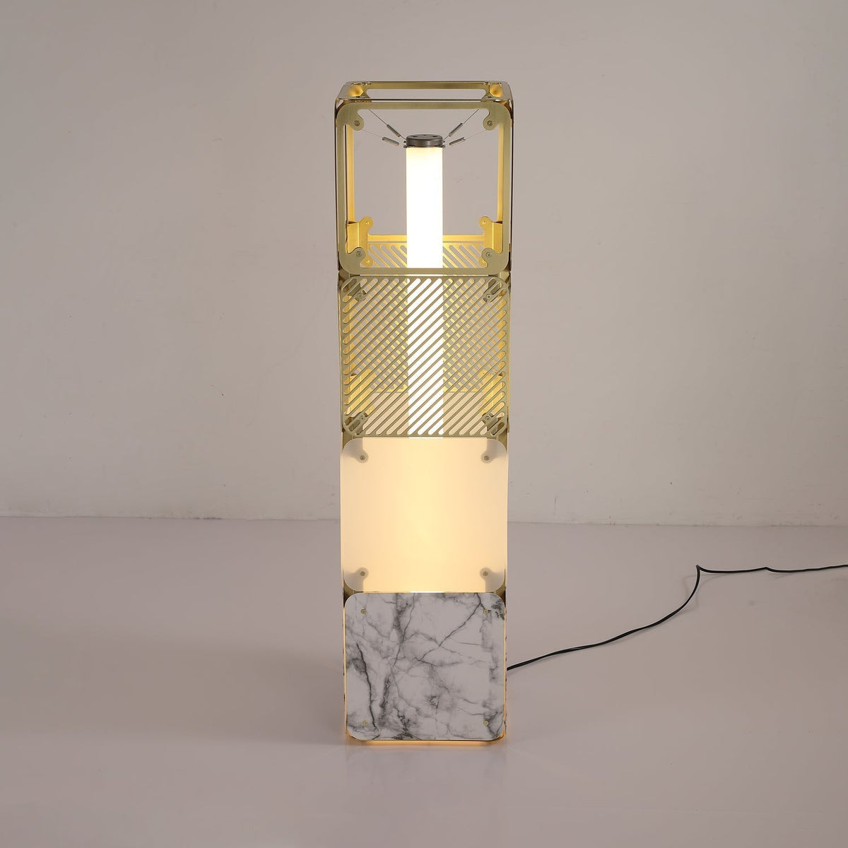 LuxeGrid vloerlamp in messing