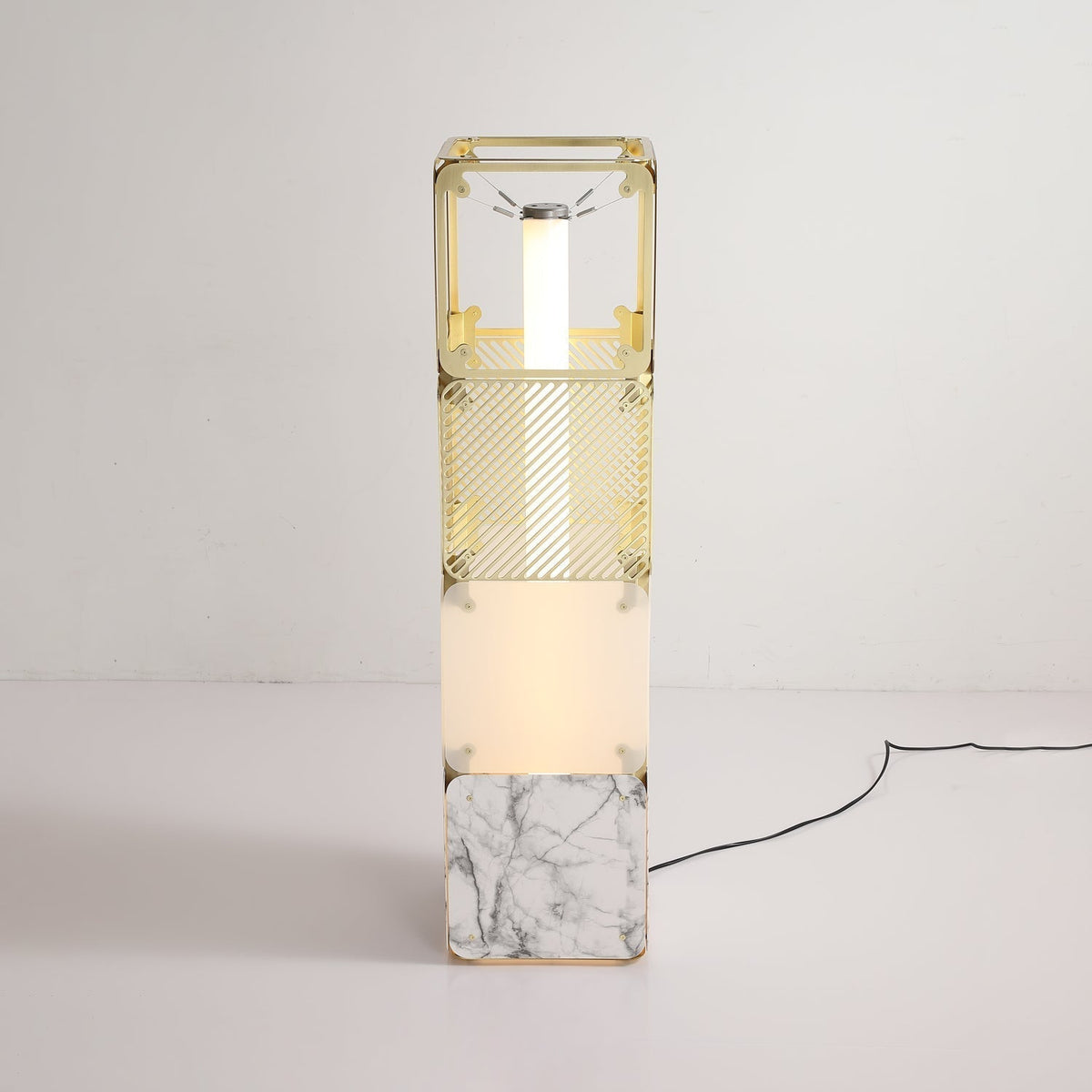 LuxeGrid vloerlamp in messing