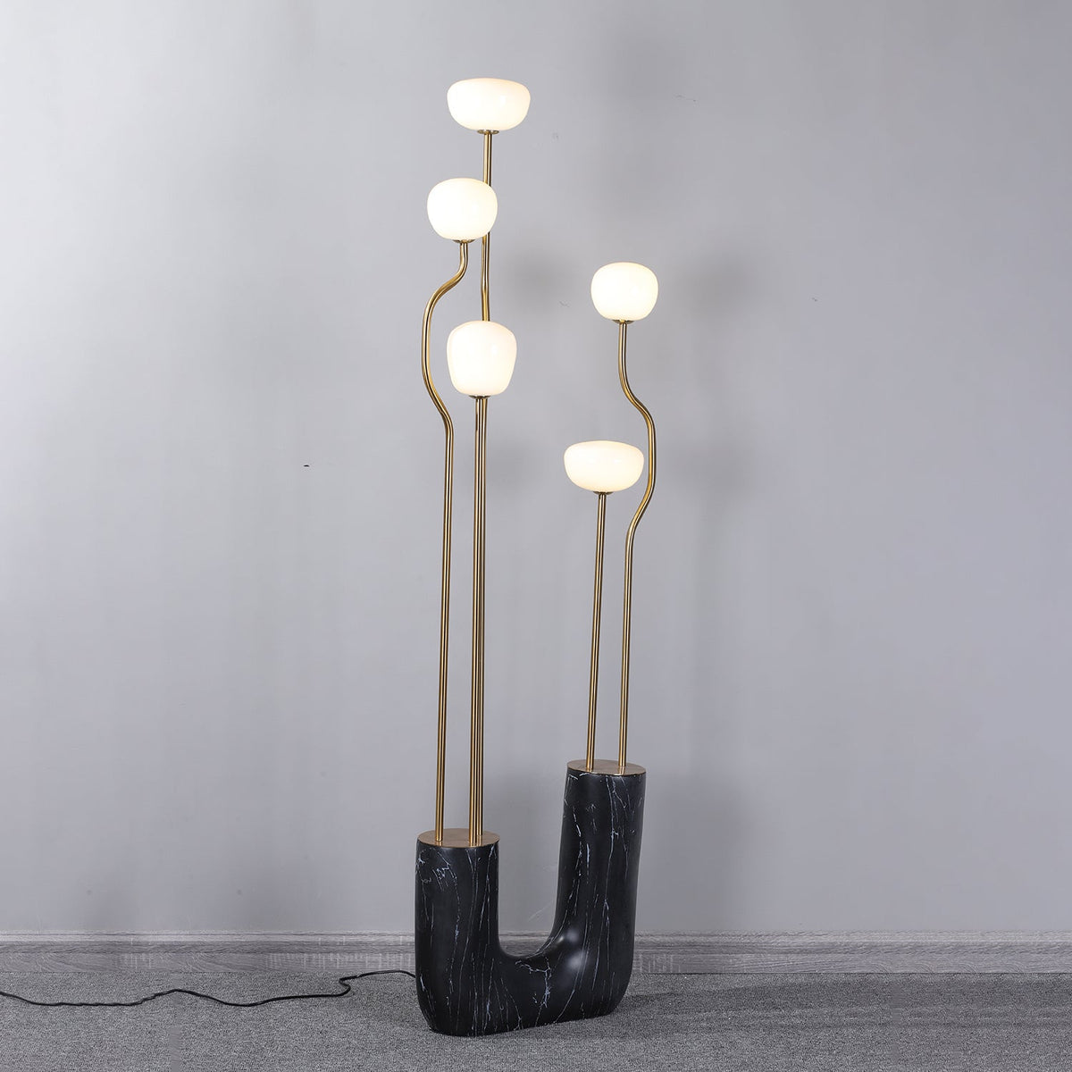 Lumon vloerlamp in marmer en messing, modern