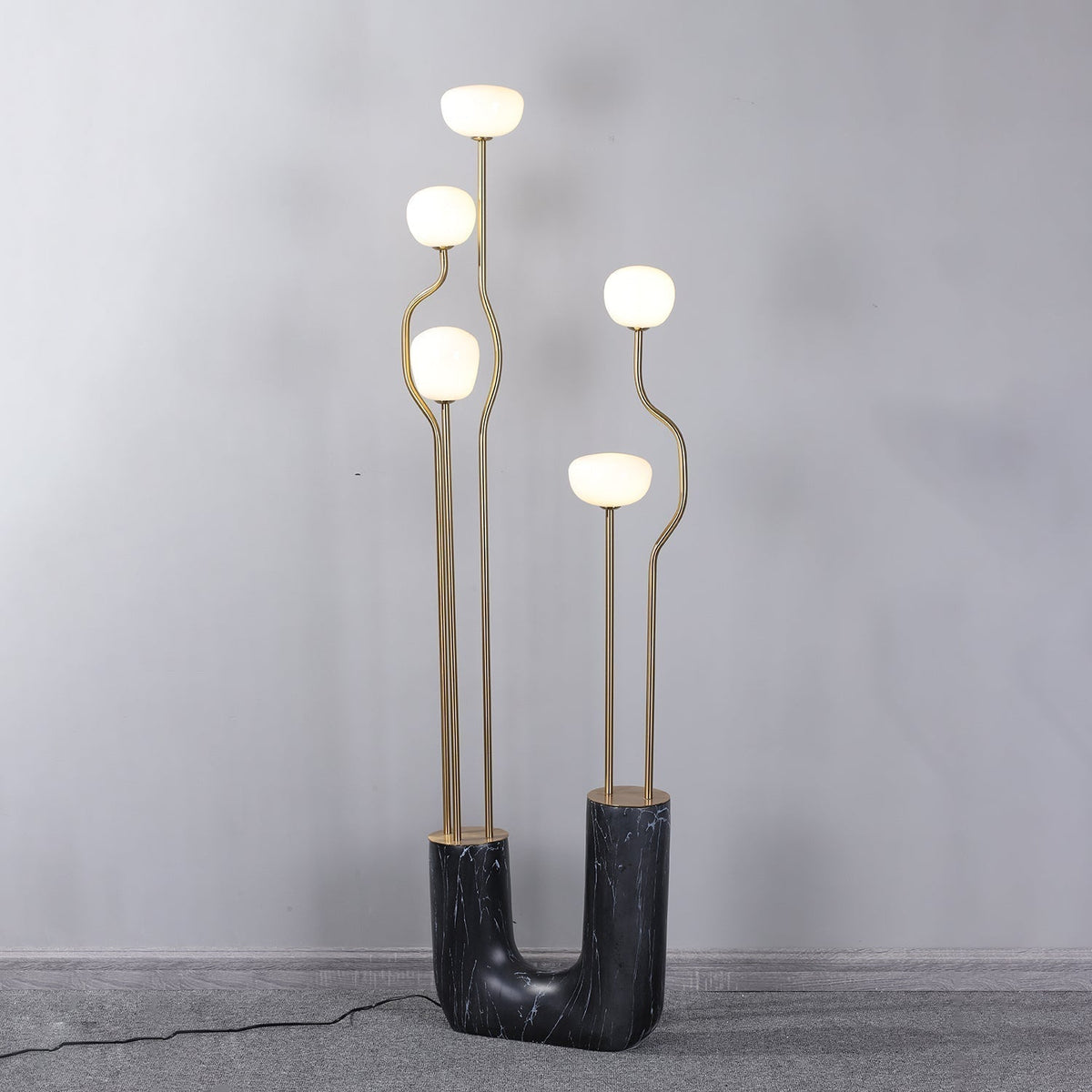 Lumon vloerlamp in marmer en messing, modern