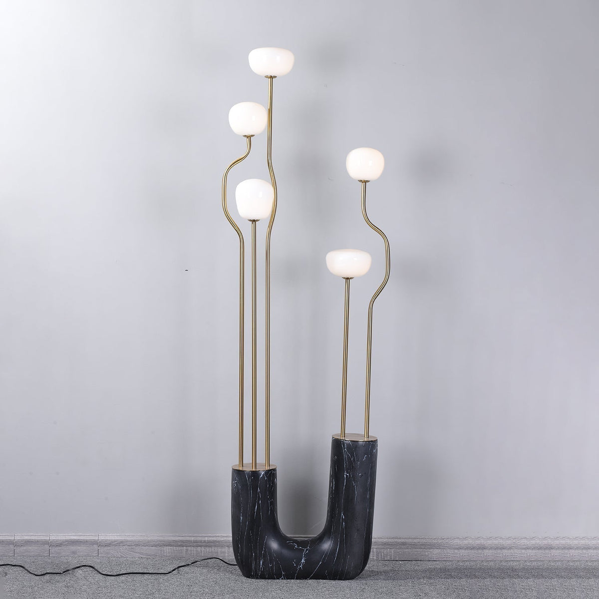 Lumon vloerlamp in marmer en messing, modern