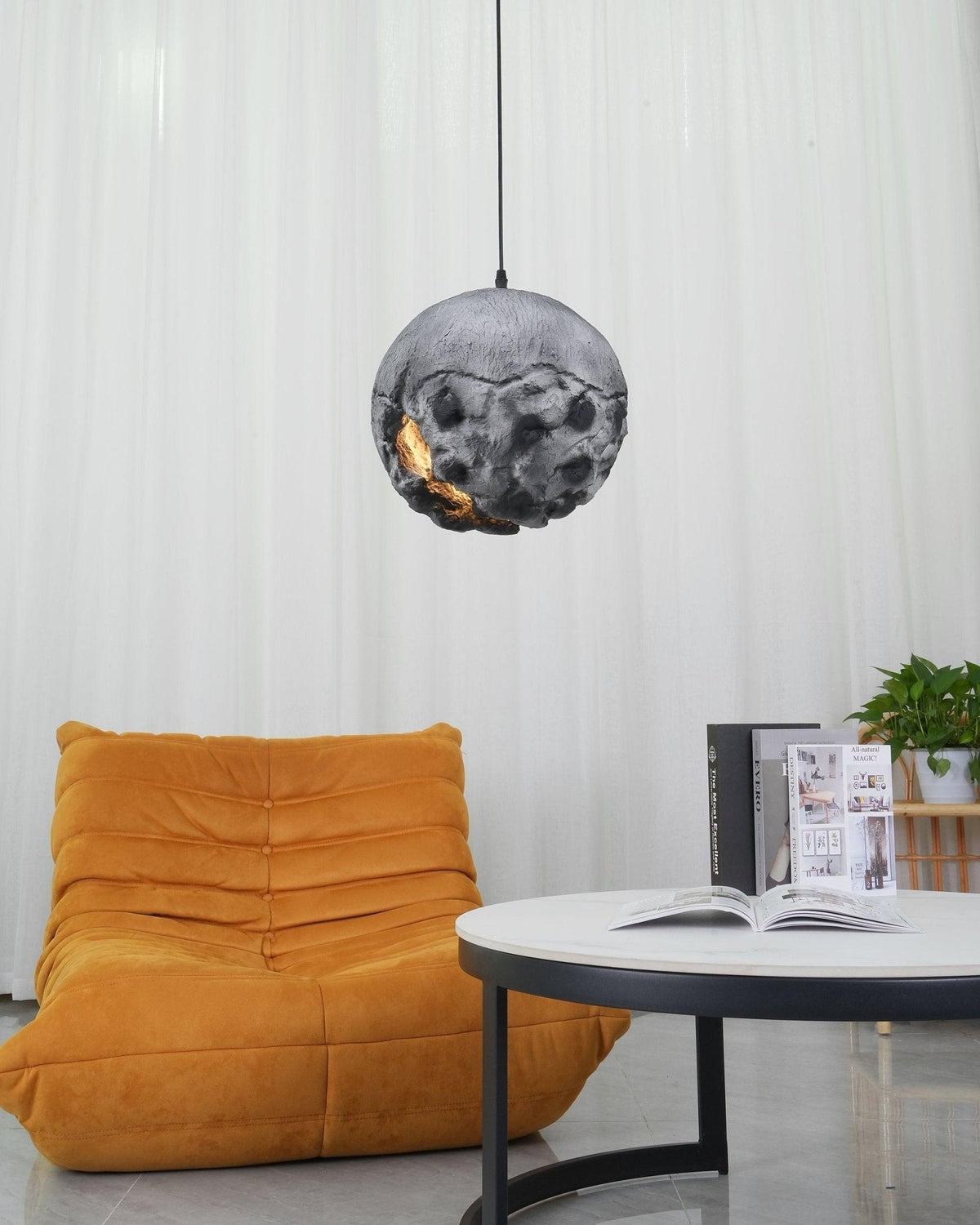 Ilphaara Irregular Planet Plastic hanglamp