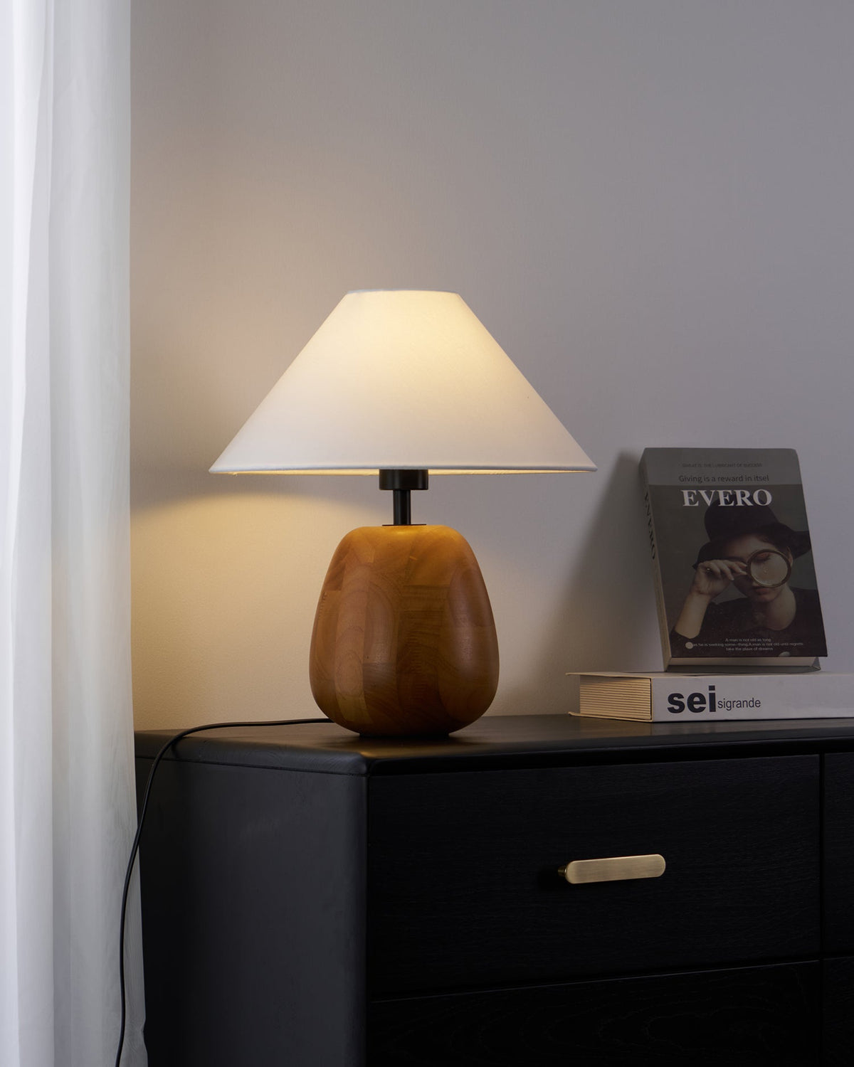 Syloraya moderne tafellamp van hout
