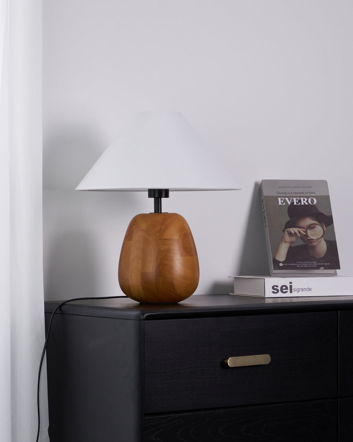 Syloraya moderne tafellamp van hout