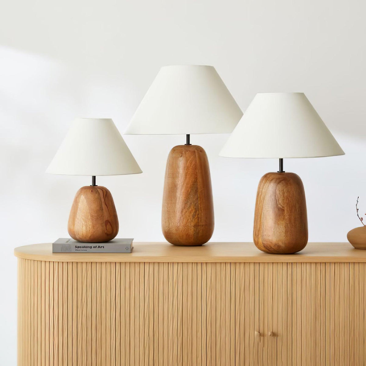 Syloraya moderne tafellamp van hout