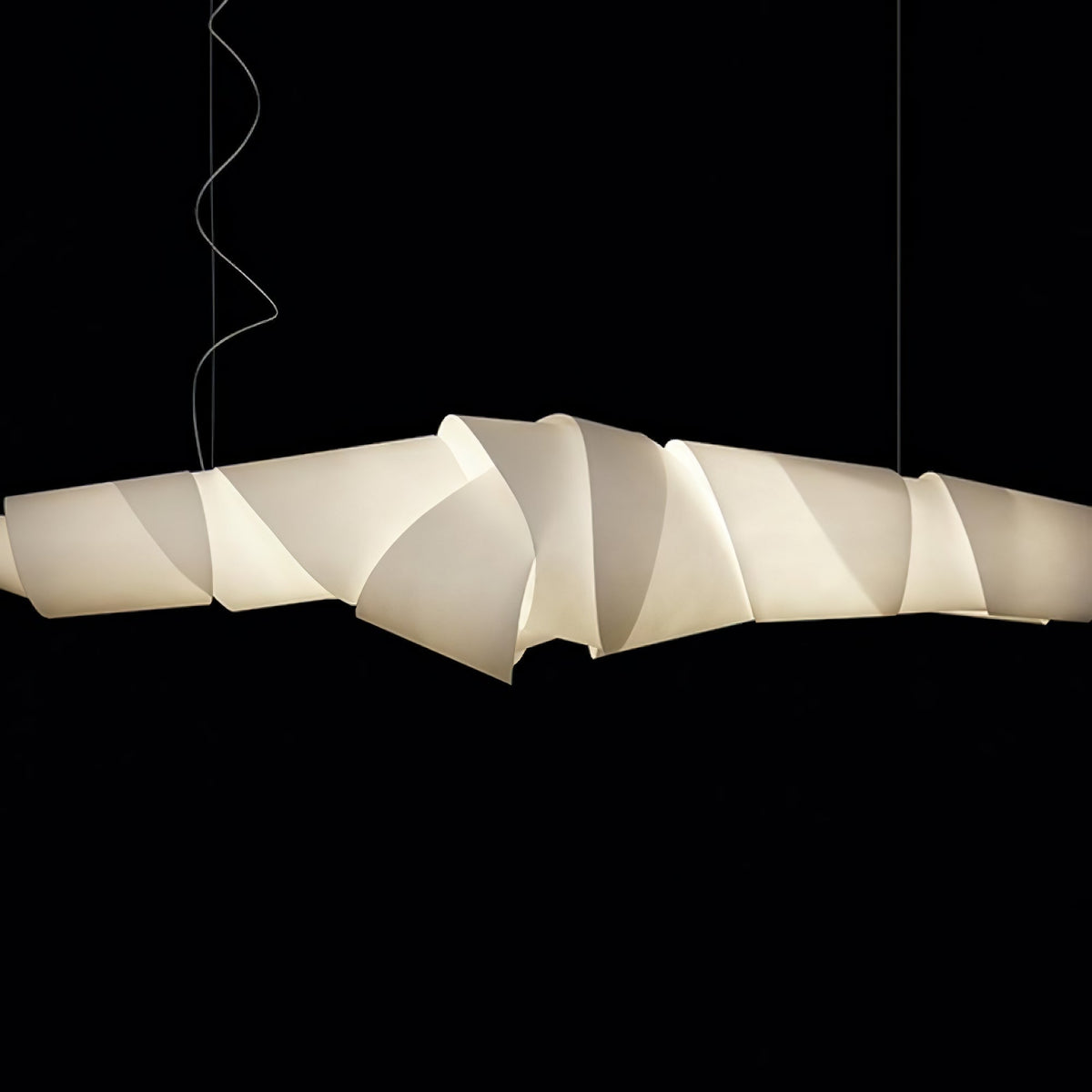 Ribbon Kroonluchter met speelse PVC
