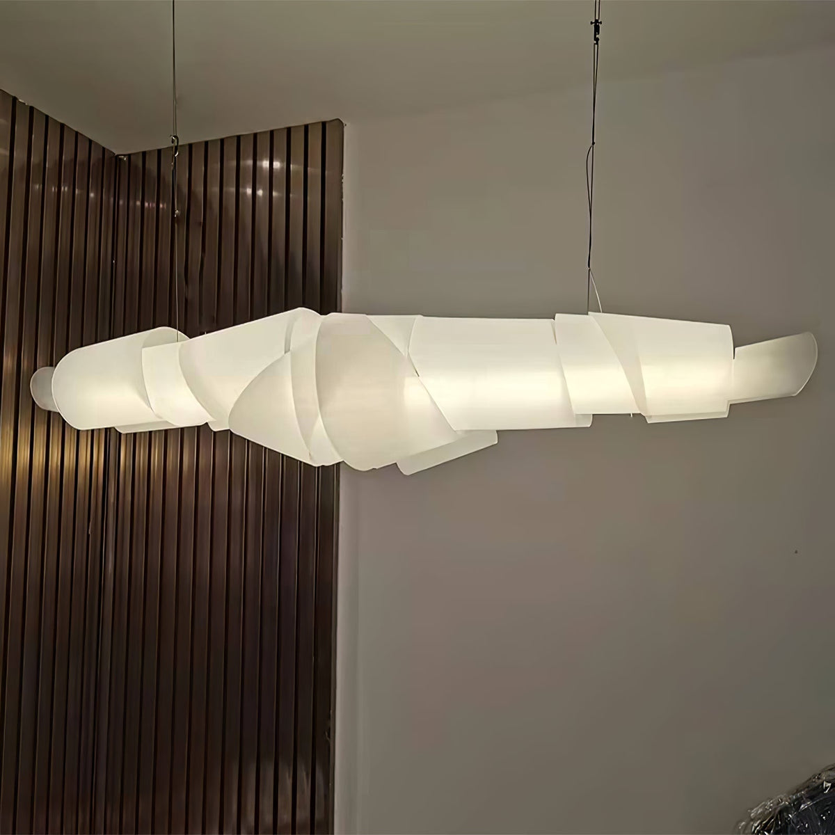 Ribbon Kroonluchter met speelse PVC