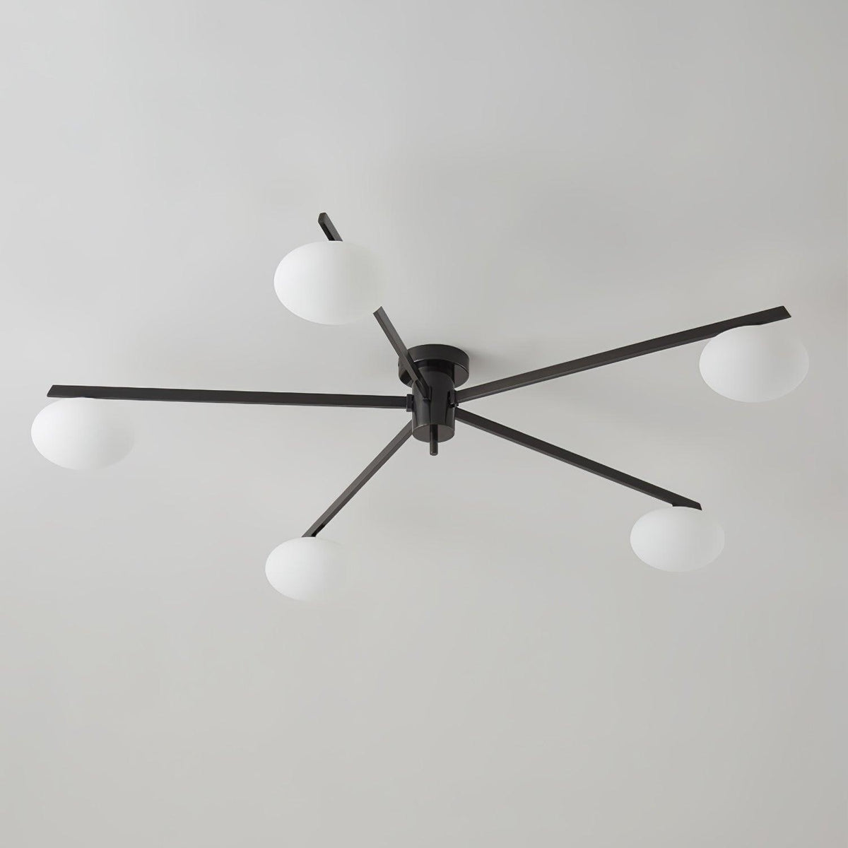 Lioraliella plafondlamp Zwart Wit glas