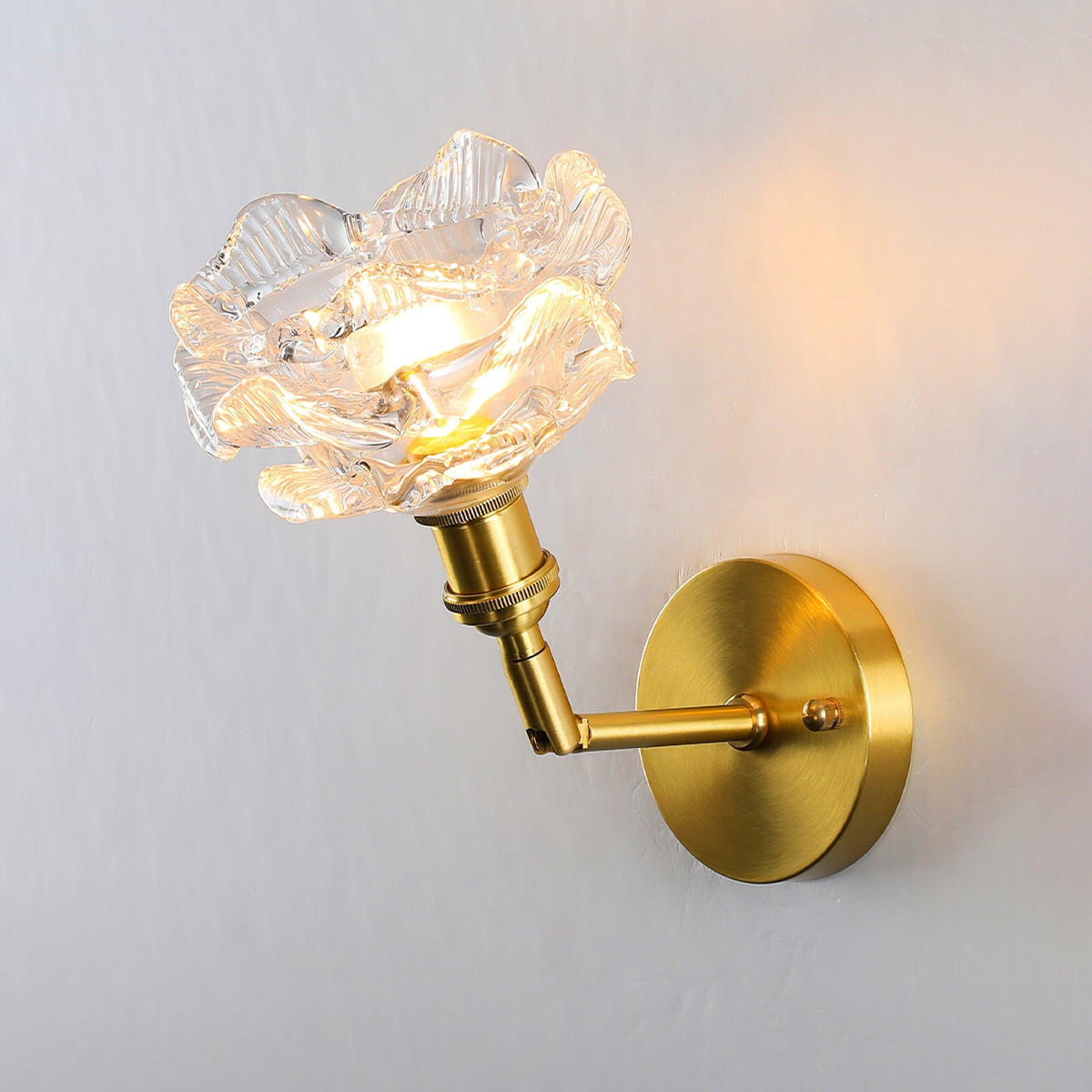Petal Vintage messing wandlamp met bloemblaadjes