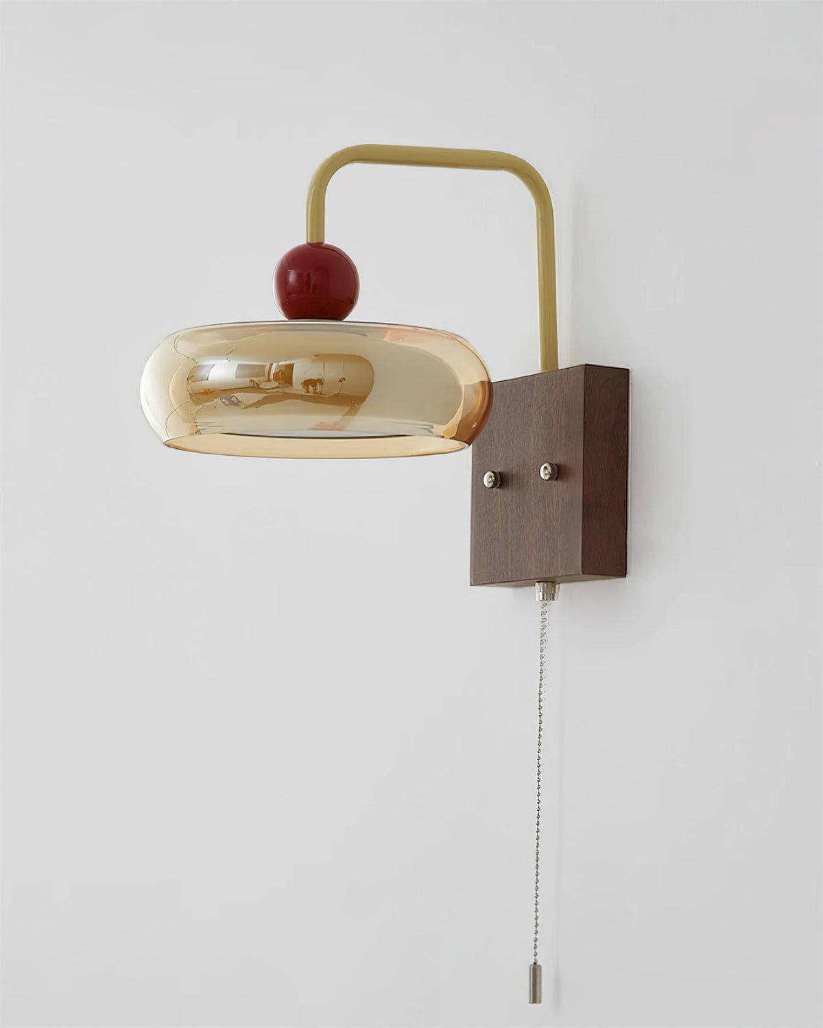 Lumiva wandlamp retro en glas van walnoothout met trekkoord