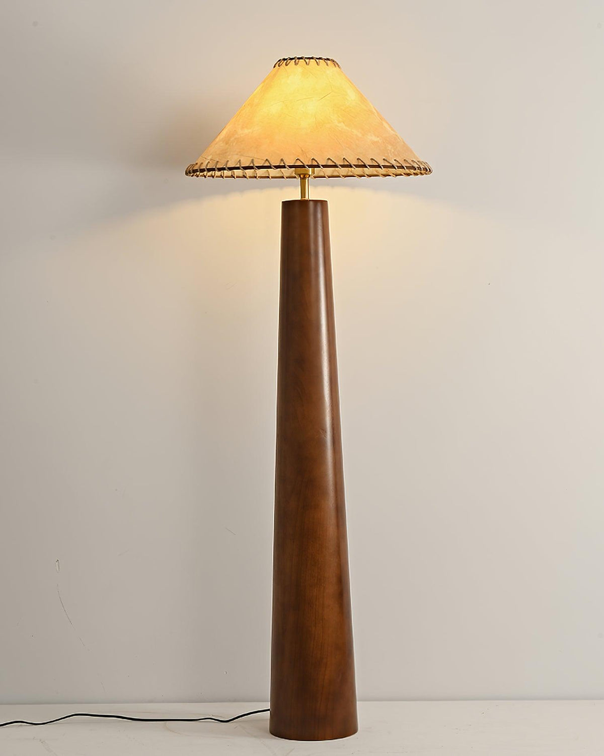 Cedar vloerlamp