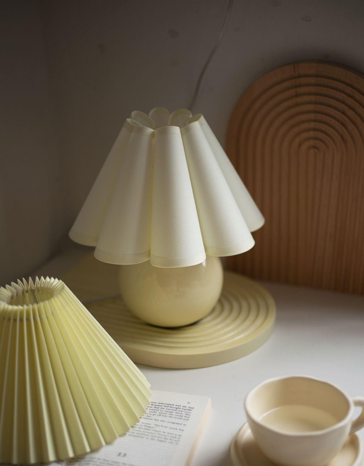Nirixon whimsische tafellamp met stoffen kap