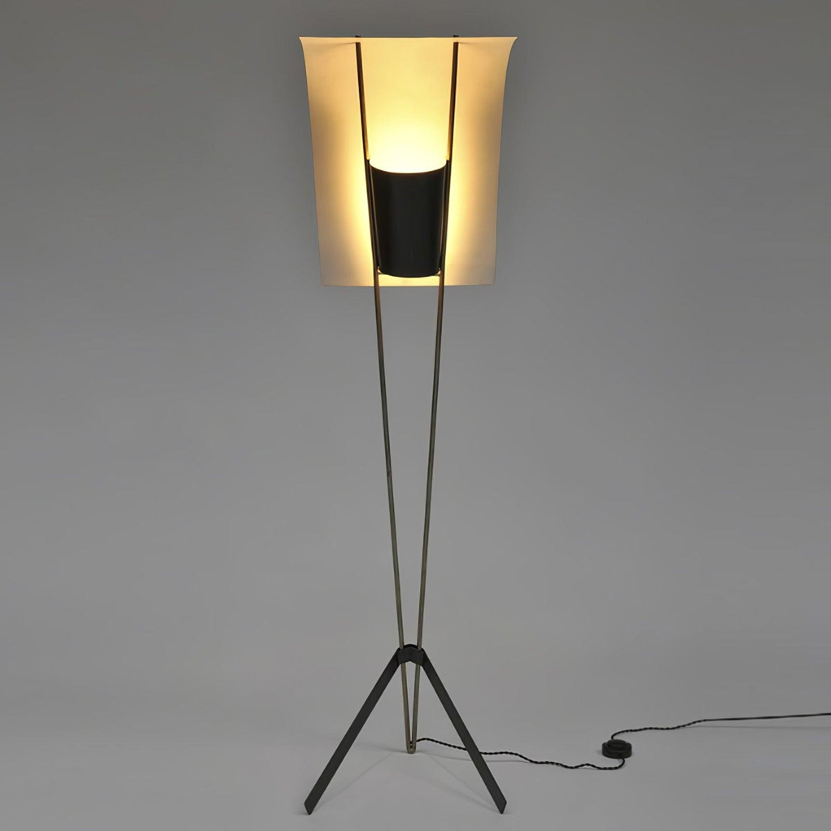Ulvynil vloerlamp minimalistisch