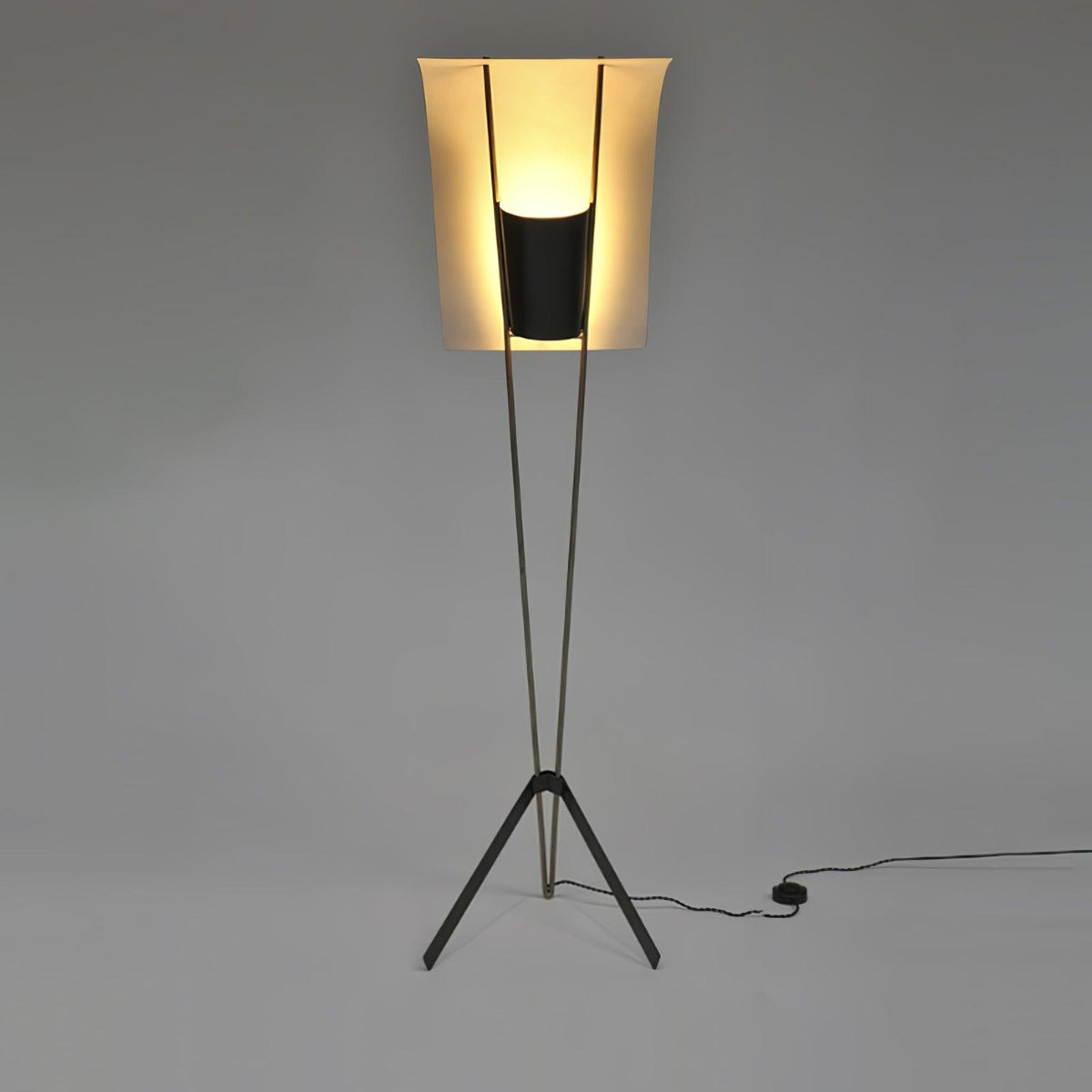 Ulvynil vloerlamp minimalistisch