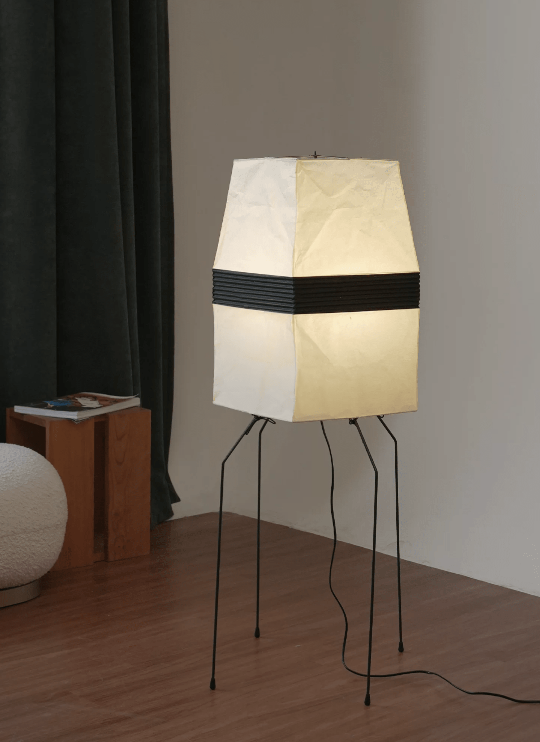 Piaiveria vloerlamp met Papieren Kap
