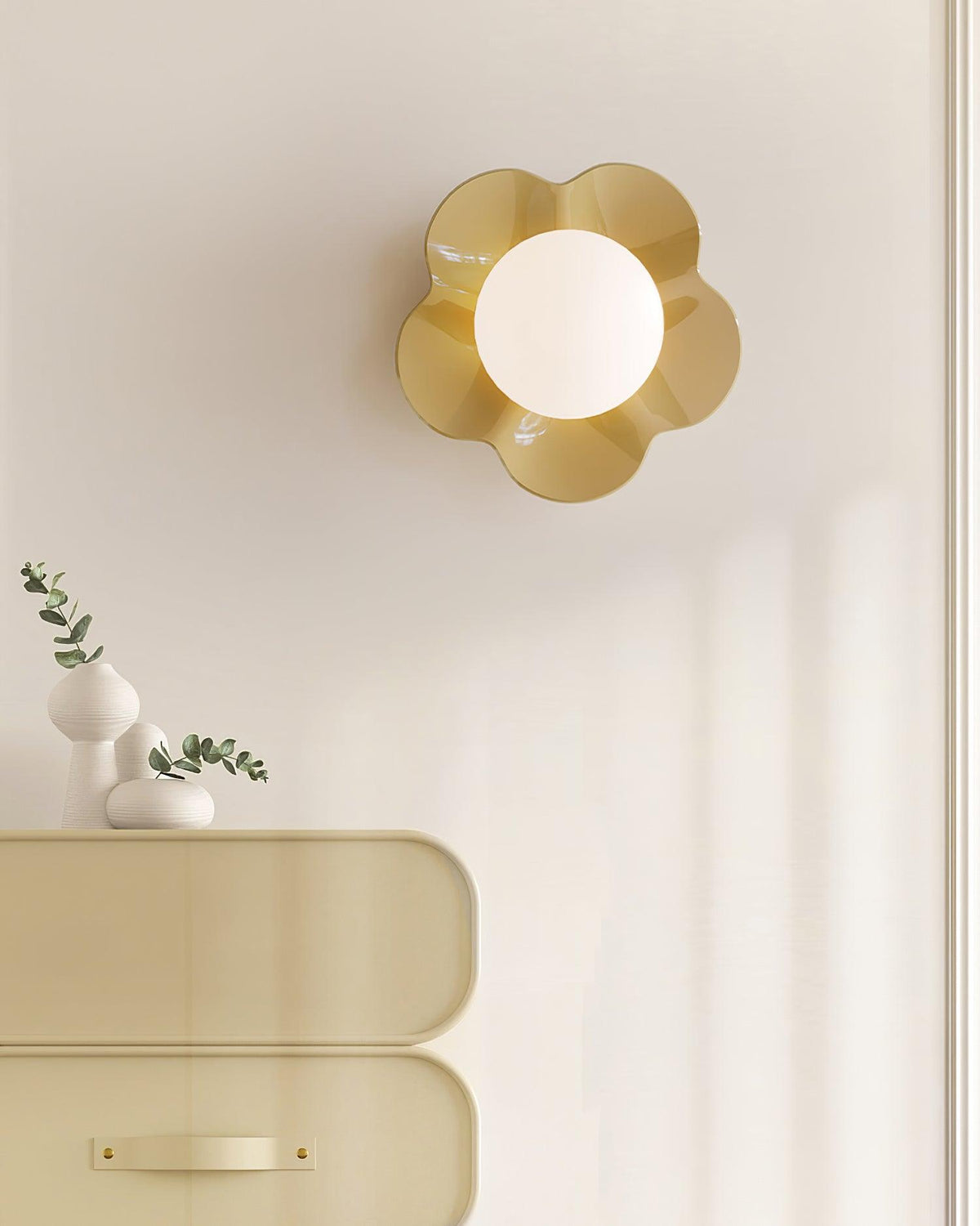Petalia wandlamp