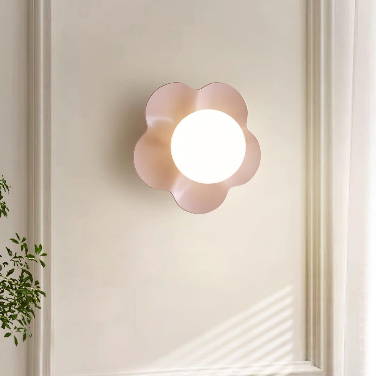 Petalia wandlamp