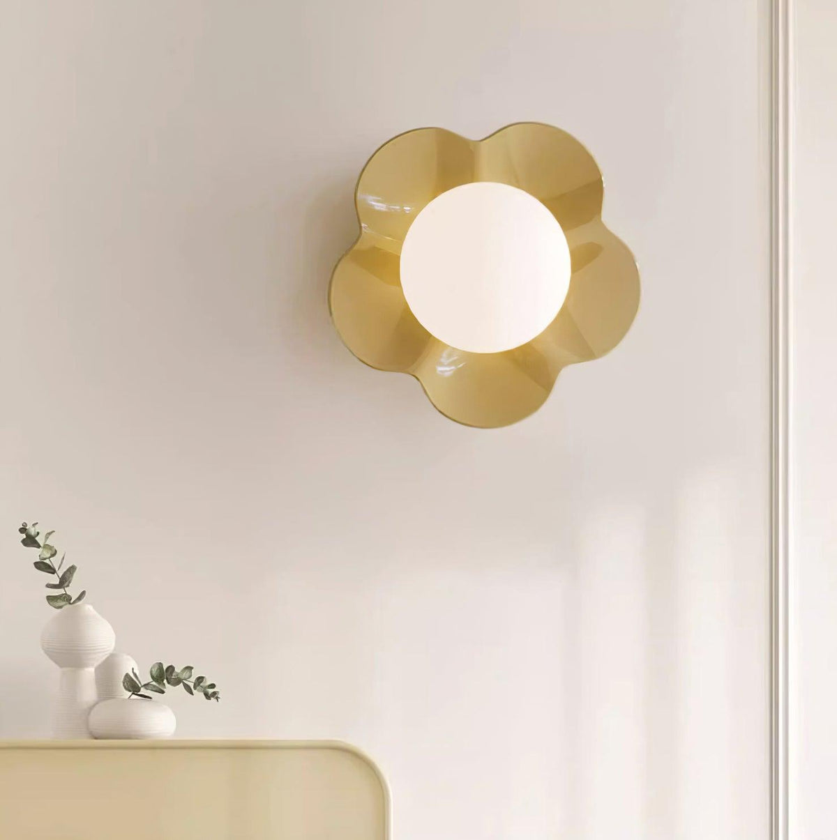 Petalia wandlamp