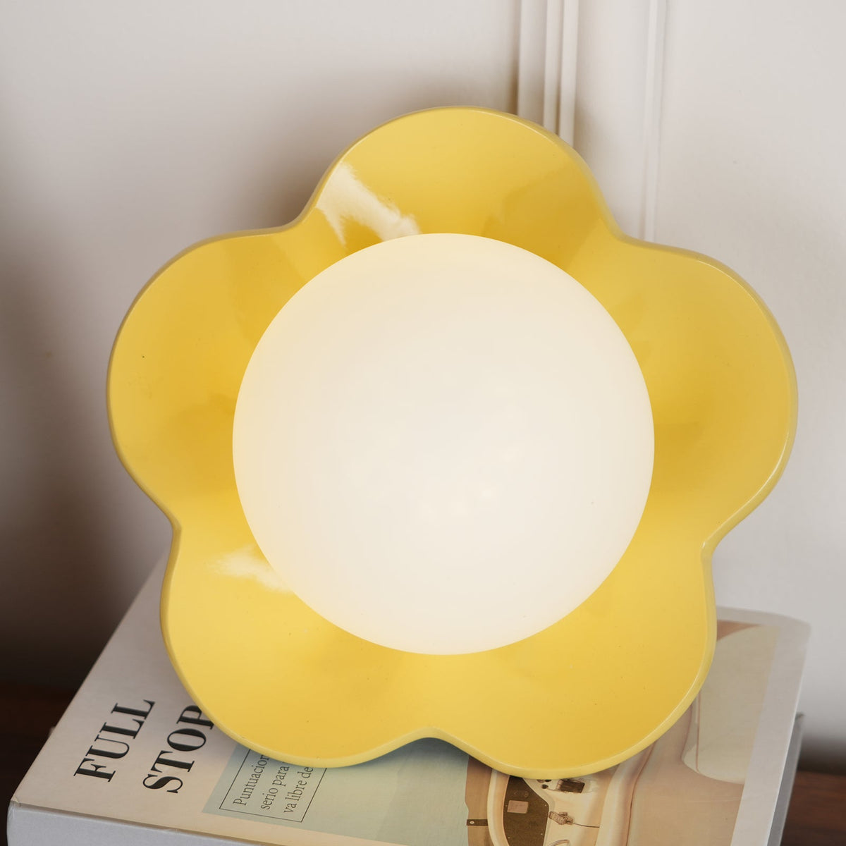 Petalia wandlamp
